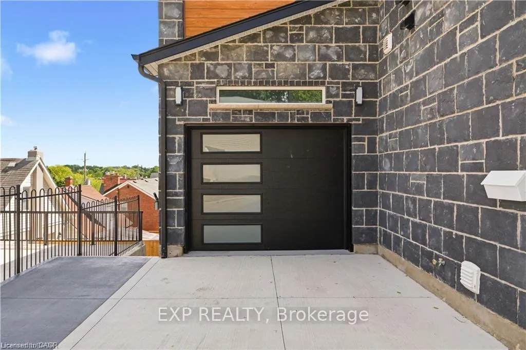 Photo 6 of 129 St George Street, Kitchener, Cedar Hill — HOMEH