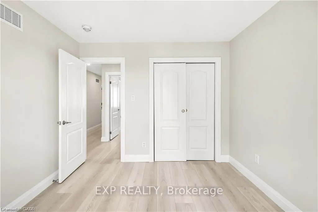 Photo 42 of 129 St George Street, Kitchener, Cedar Hill — HOMEH