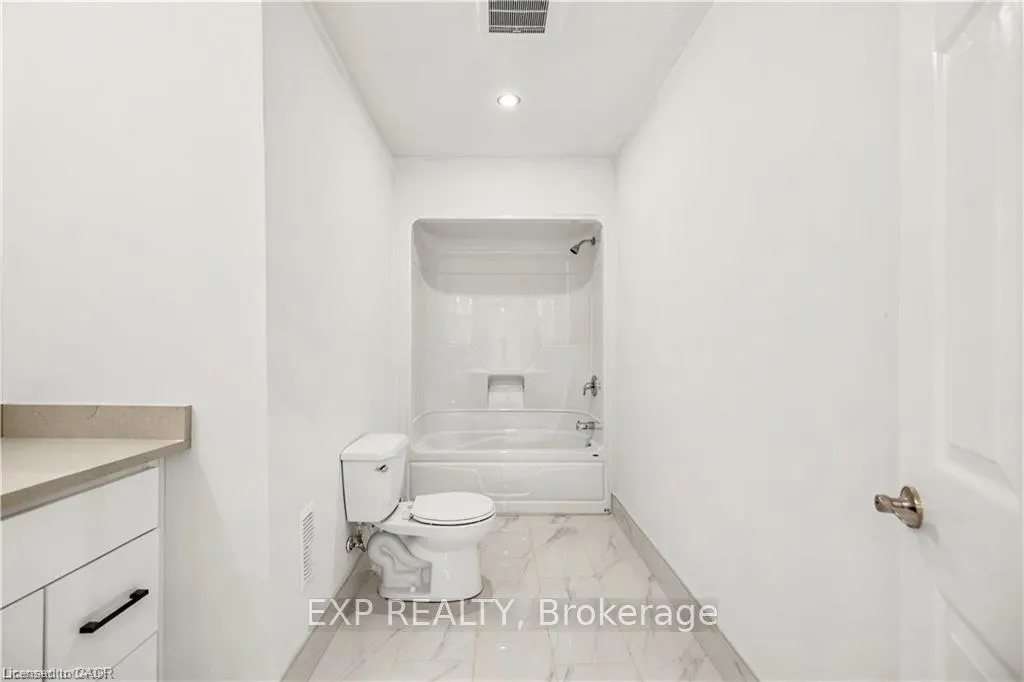 Photo 74 of 129 St George Street, Kitchener, Cedar Hill — HOMEH