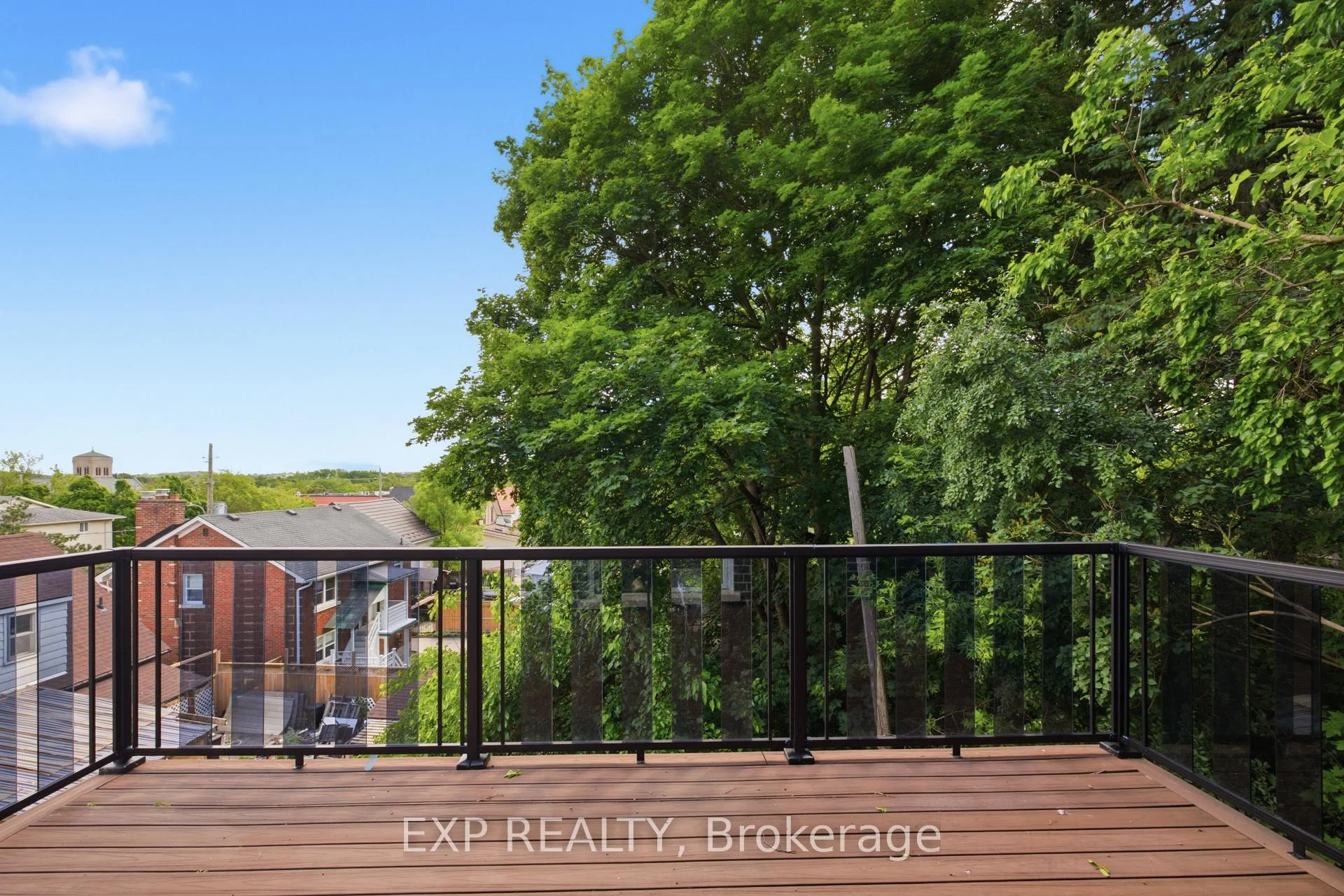 Photo 35 of 129 St George Street, Kitchener, Cedar Hill — HOMEH