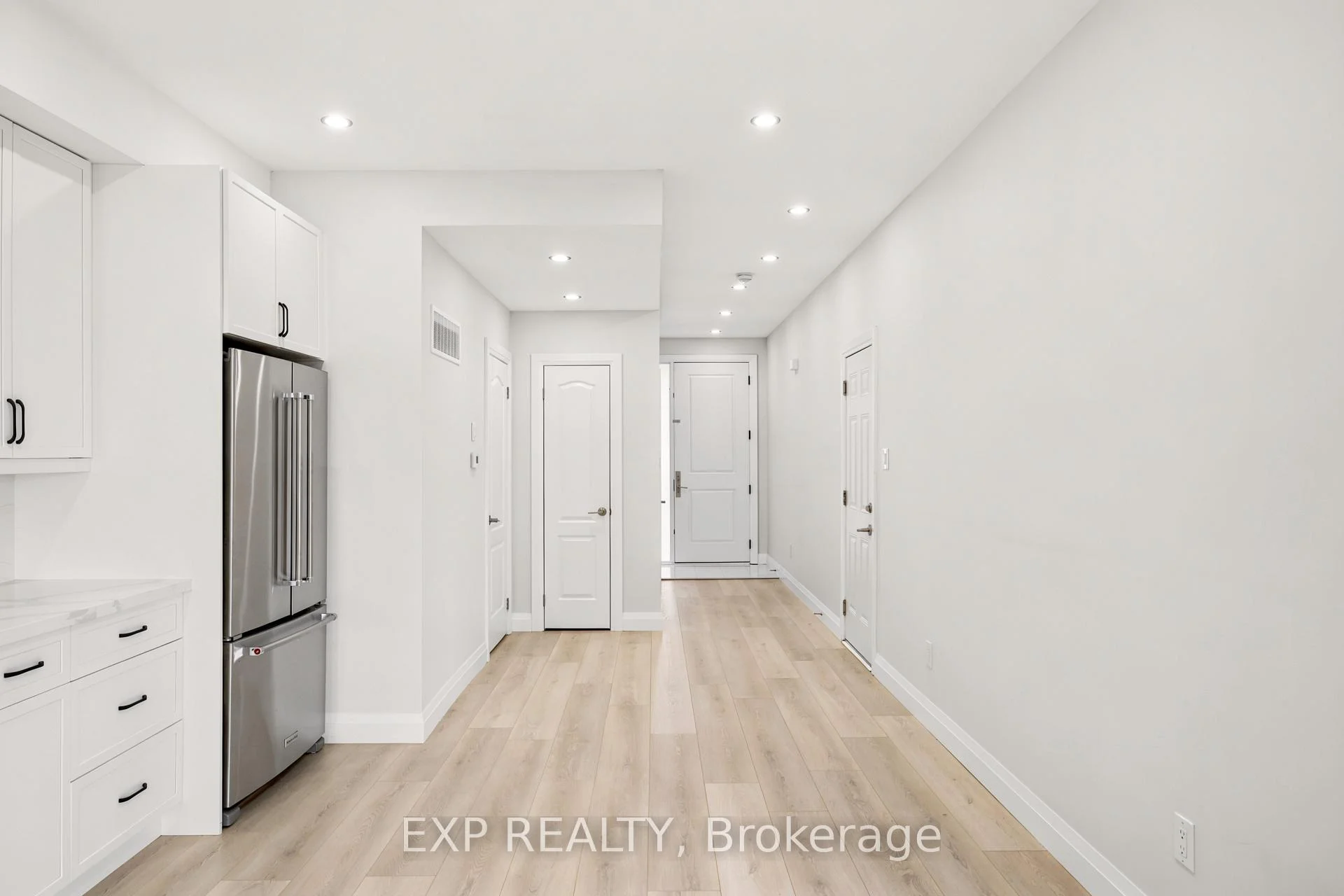 Photo 37 of 129 St George Street, Kitchener, Cedar Hill — HOMEH