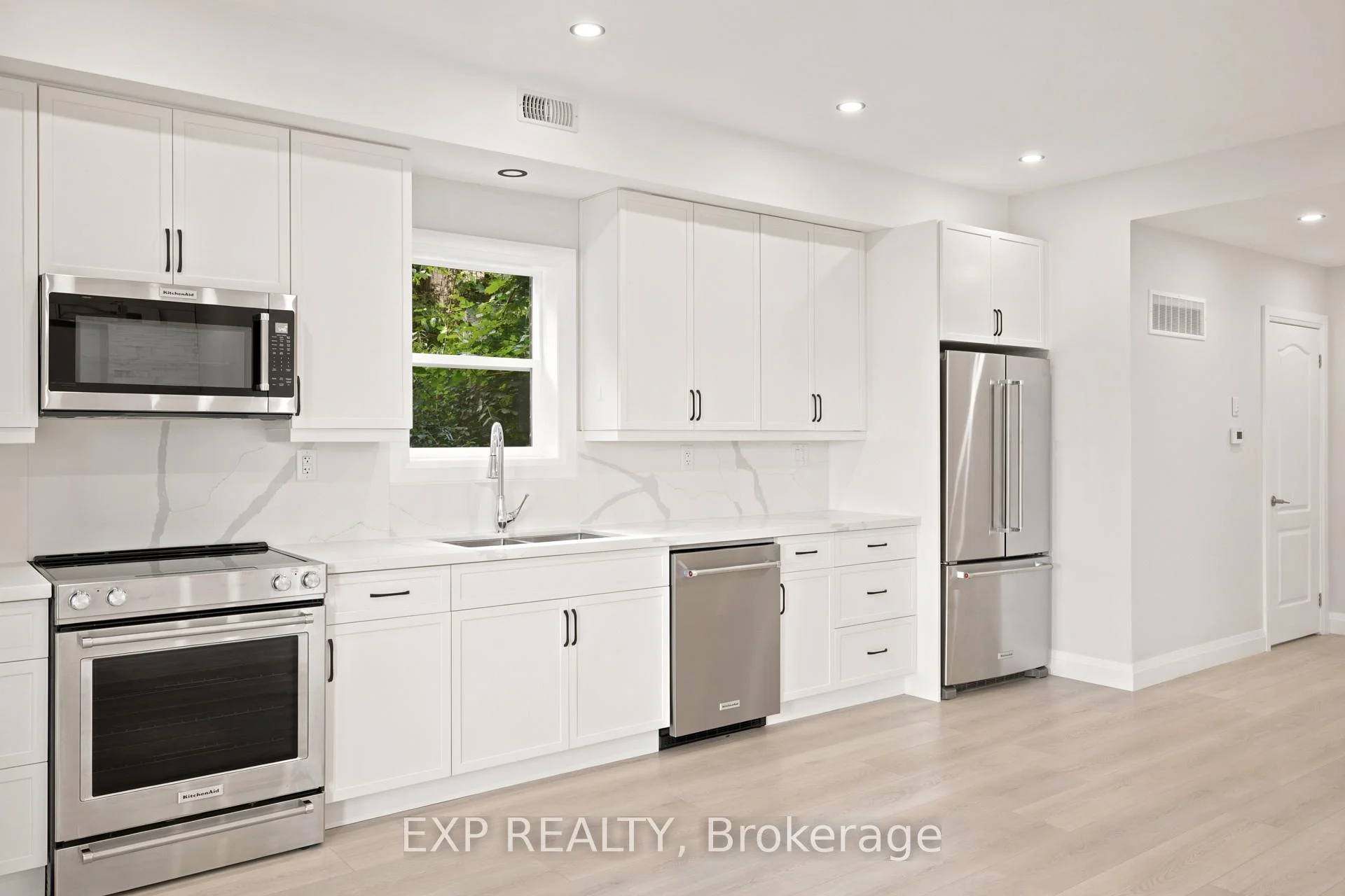 Photo 41 of 129 St George Street, Kitchener, Cedar Hill — HOMEH