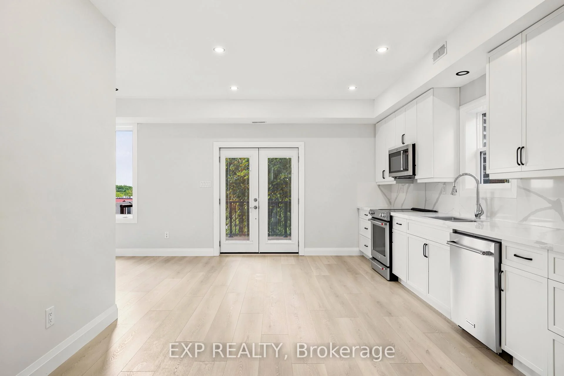 Photo 49 of 129 St George Street, Kitchener, Cedar Hill — HOMEH