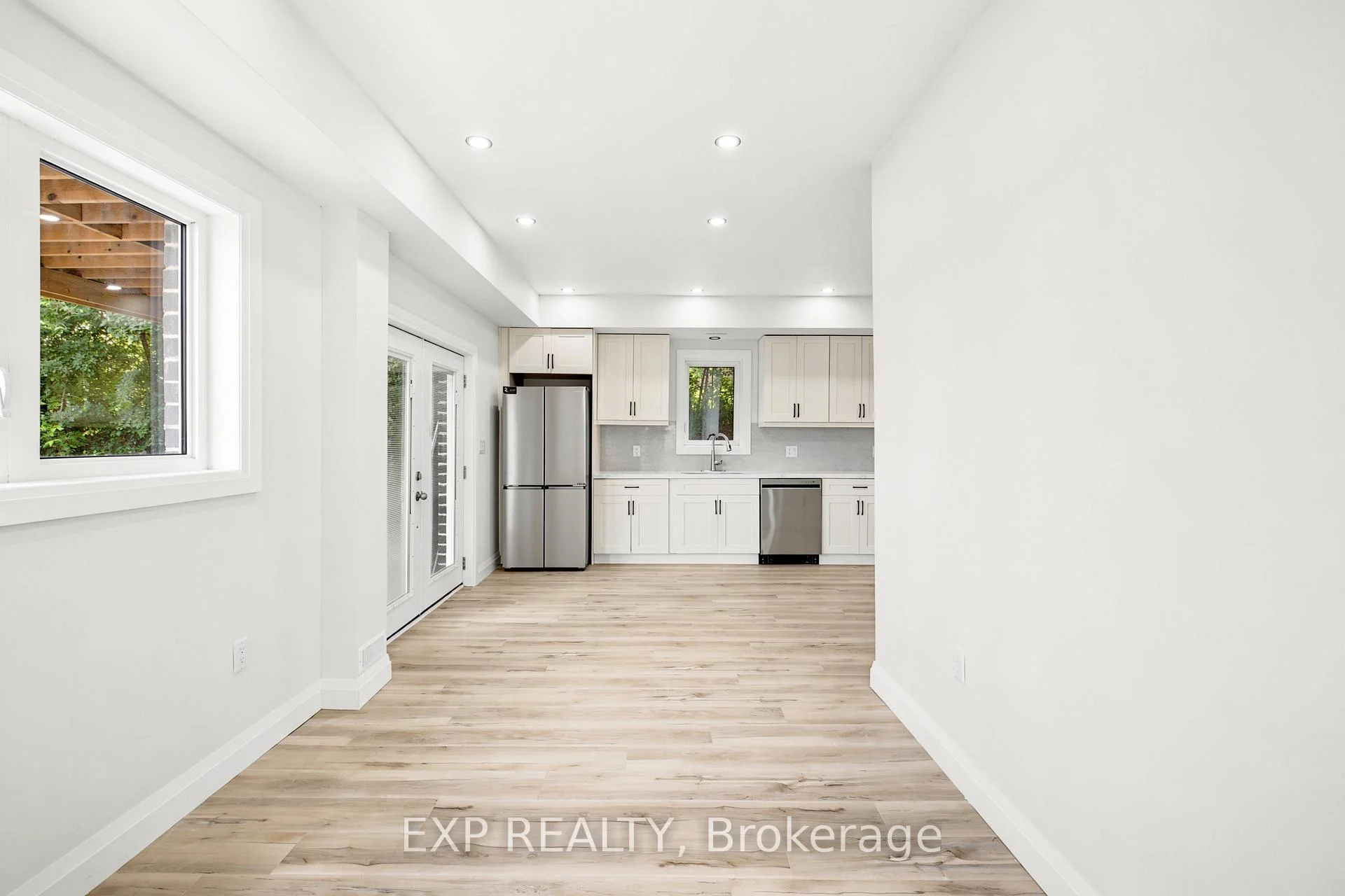 Photo 81 of 129 St George Street, Kitchener, Cedar Hill — HOMEH