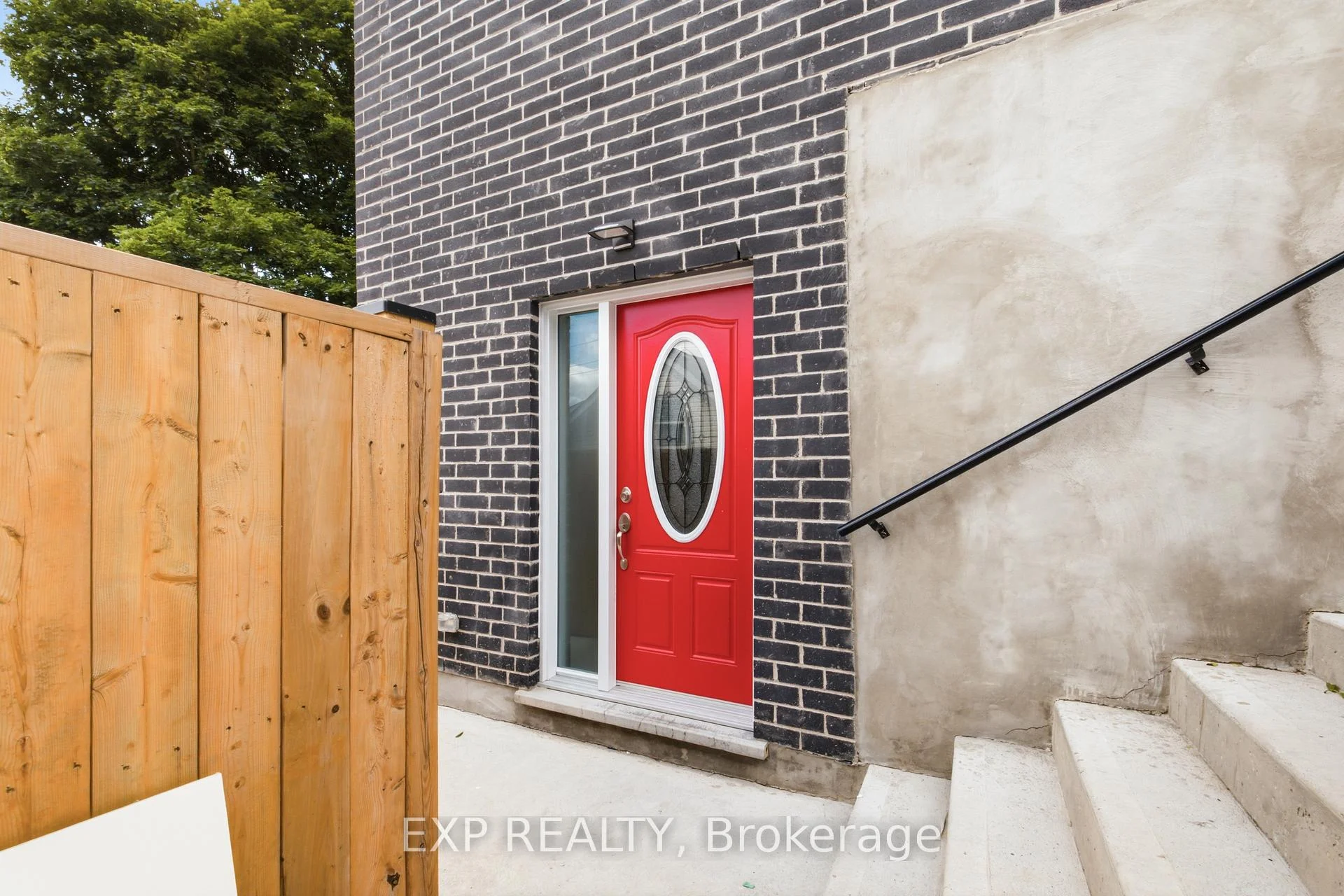 Photo 83 of 129 St George Street, Kitchener, Cedar Hill — HOMEH