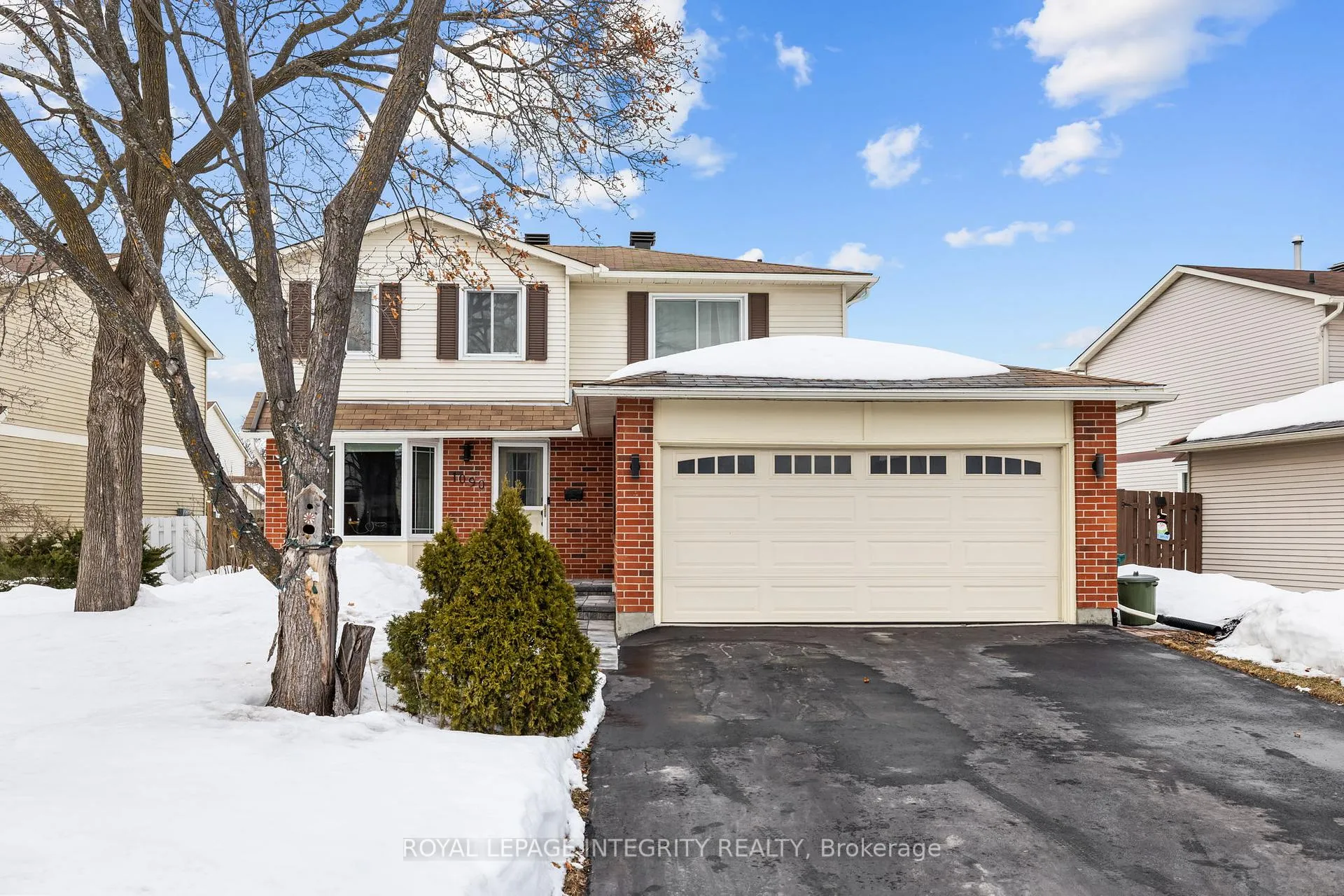 Front of 1090 Chablis Parkway