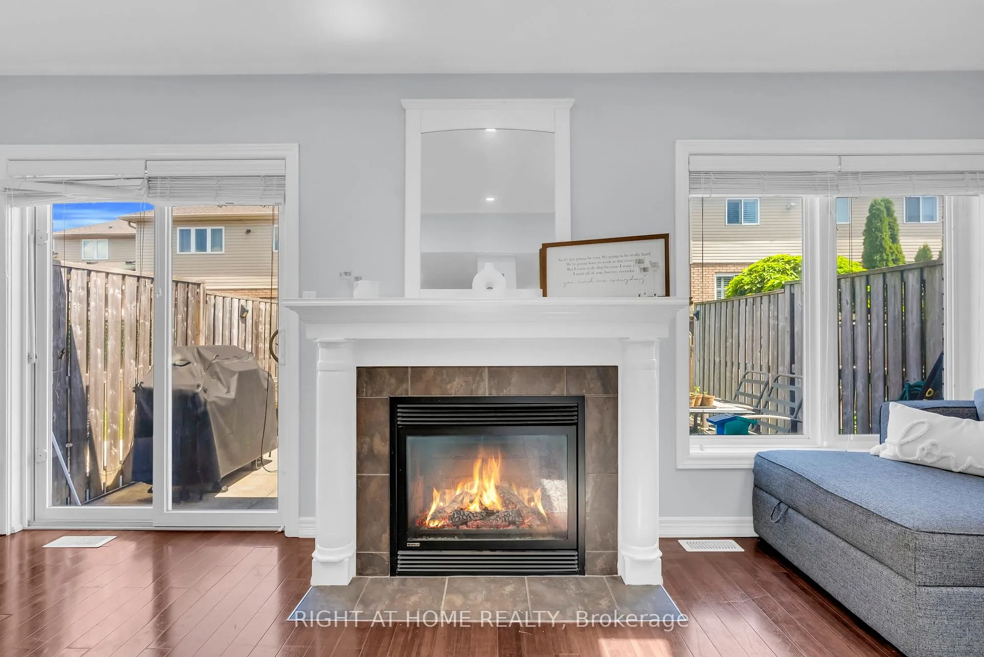 Photo 11 of 9 Periwinkle Drive, Hamilton, Stoney Creek — HOMEH