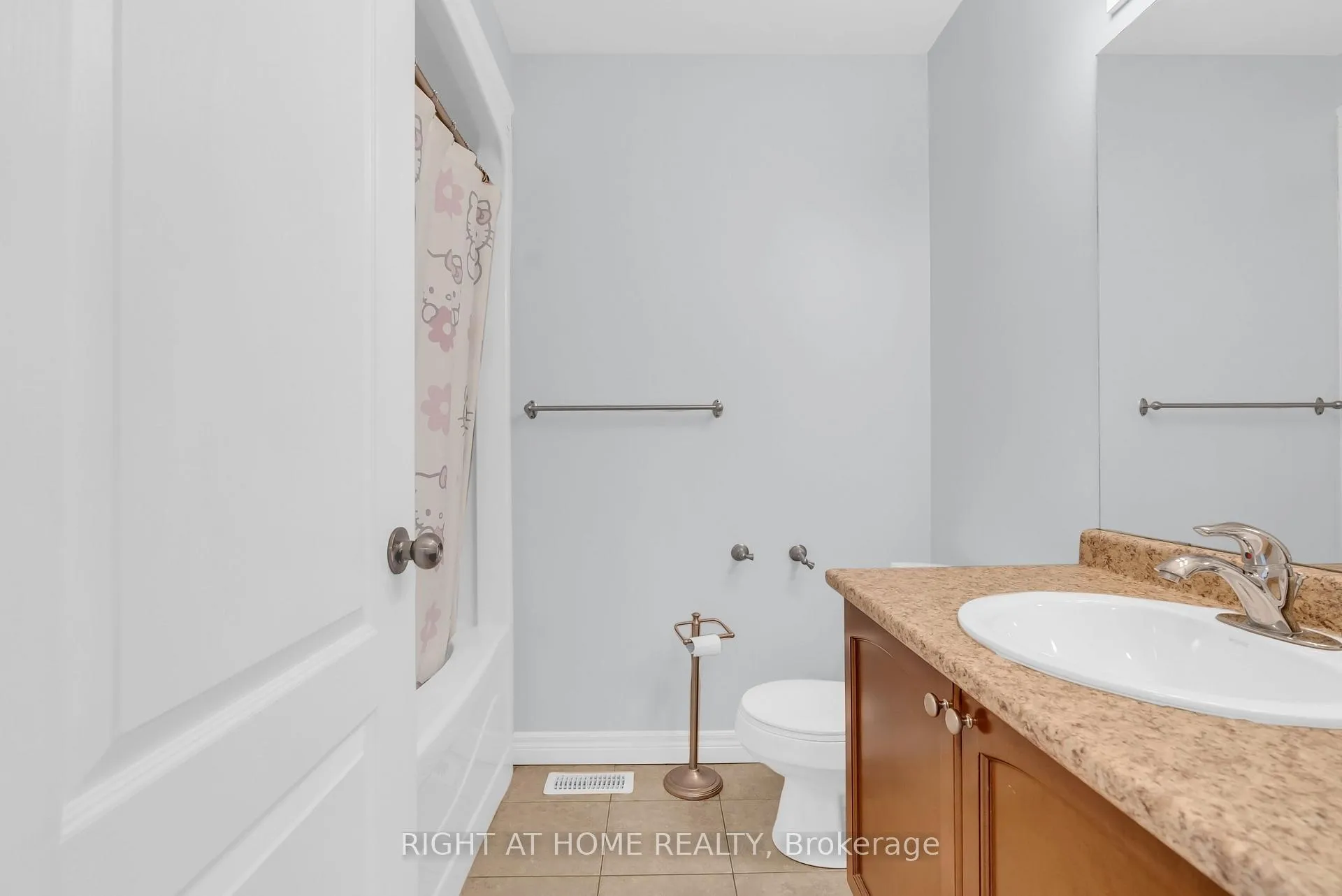 Photo 34 of 9 Periwinkle Drive, Hamilton, Stoney Creek — HOMEH