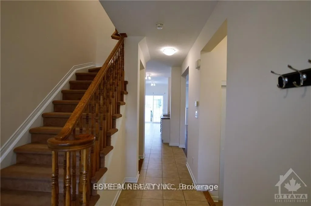 Photo 2 of 567 Ashbourne Crescent, Ottawa, Barrhaven - Stonebridge — HOMEH