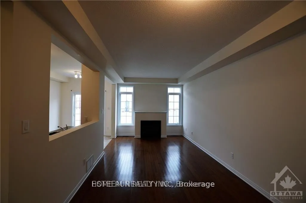 Photo 5 of 567 Ashbourne Crescent, Ottawa, Barrhaven - Stonebridge — HOMEH
