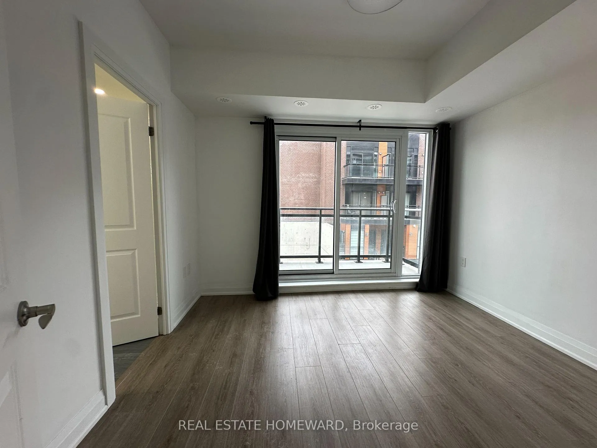 Photo 23 of Unit C103, 5299 Highway 7, Vaughan, Vaughan Grove — HOMEH