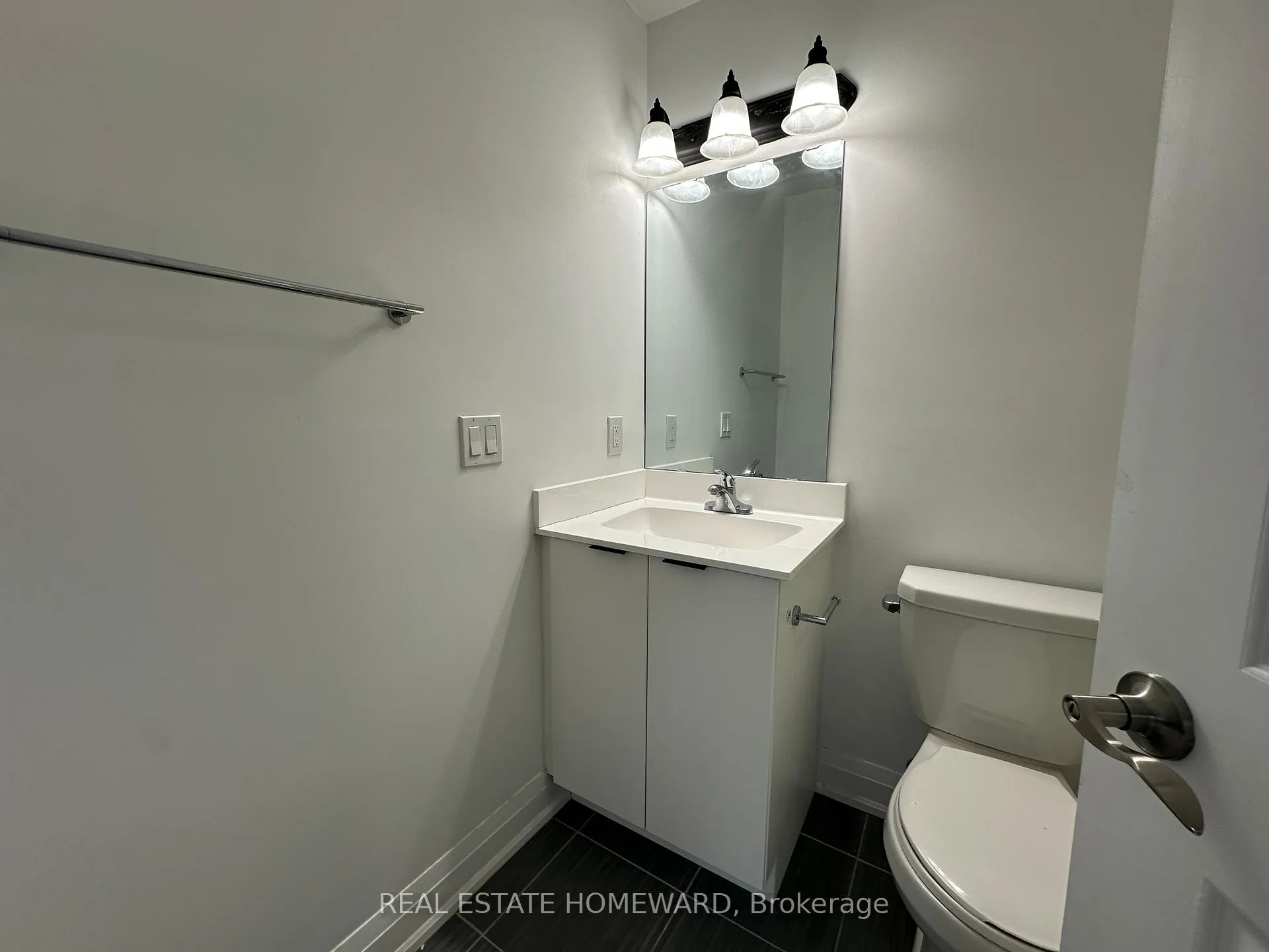 Photo 29 of Unit C103, 5299 Highway 7, Vaughan, Vaughan Grove — HOMEH