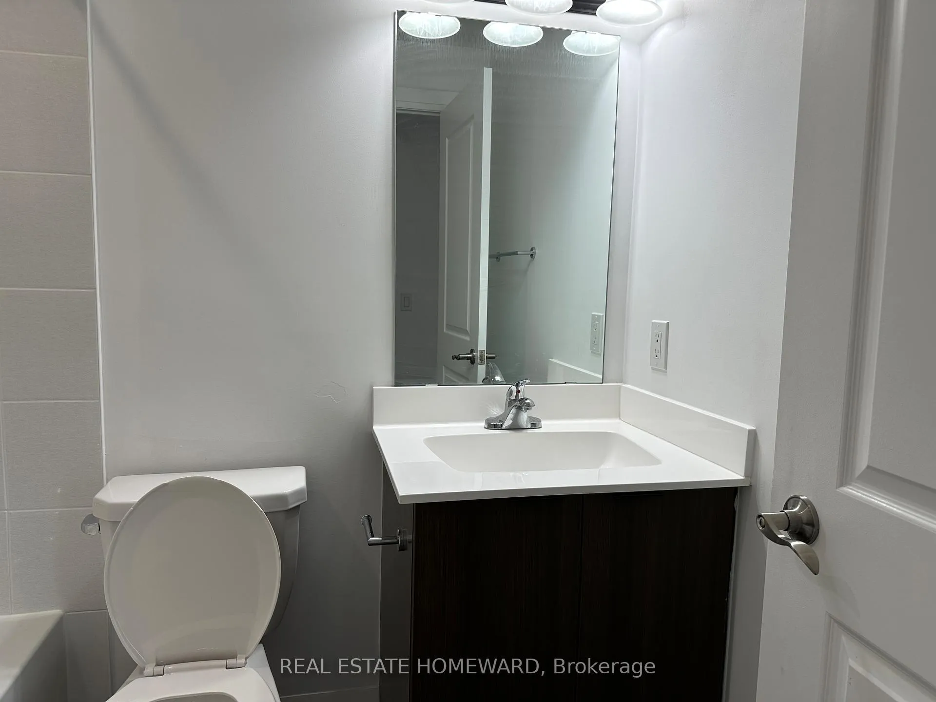 Photo 39 of Unit C103, 5299 Highway 7, Vaughan, Vaughan Grove — HOMEH
