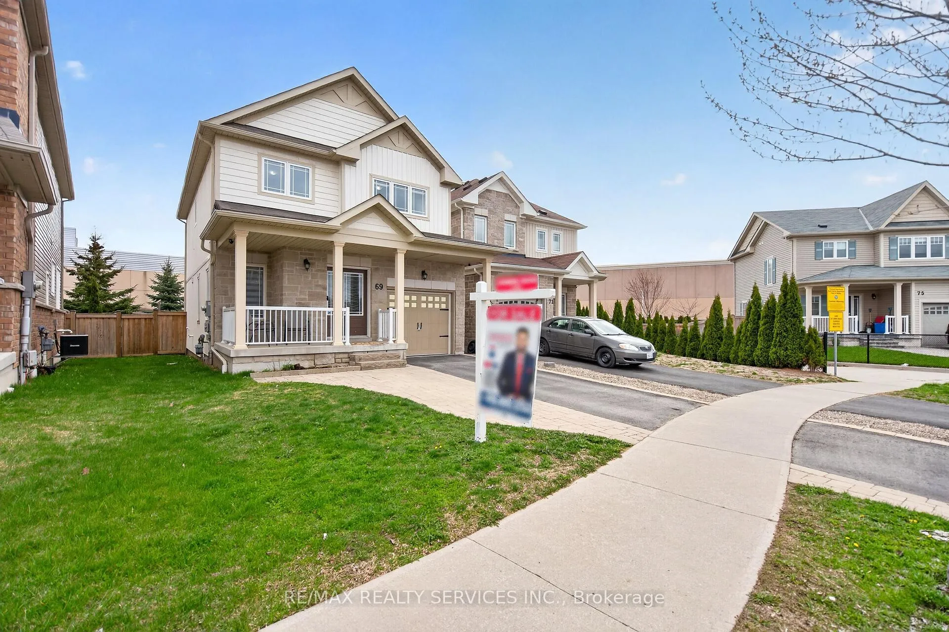 Photo 4 of 69 Mantz Crescent, Whitby, Taunton North — HOMEH