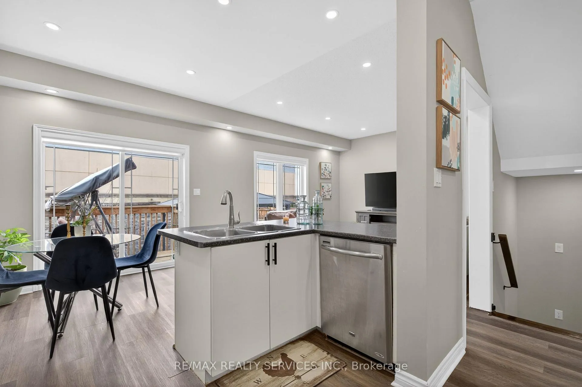 Photo 26 of 69 Mantz Crescent, Whitby, Taunton North — HOMEH
