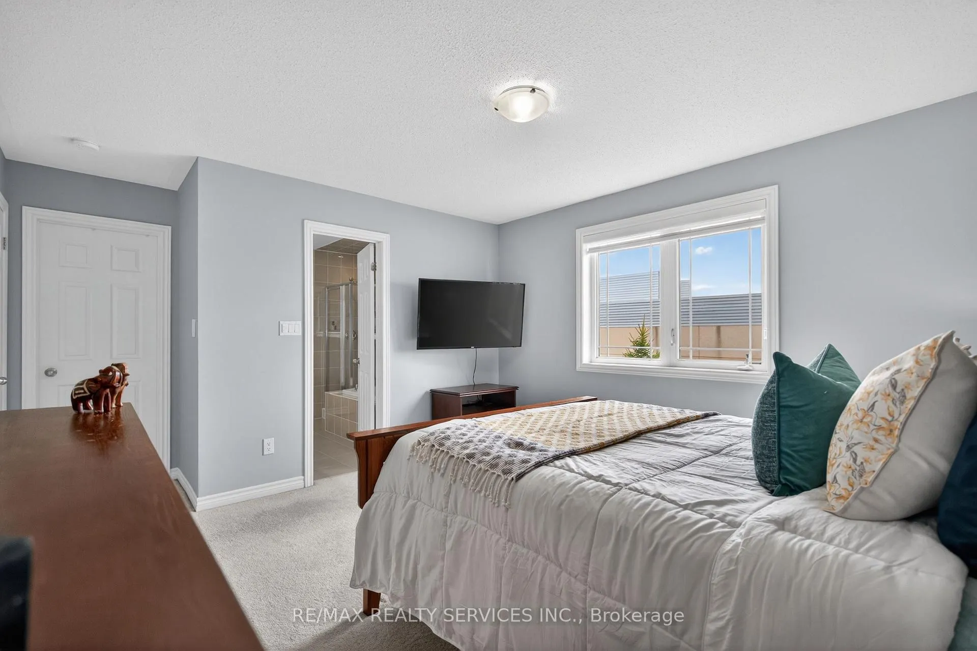Photo 30 of 69 Mantz Crescent, Whitby, Taunton North — HOMEH