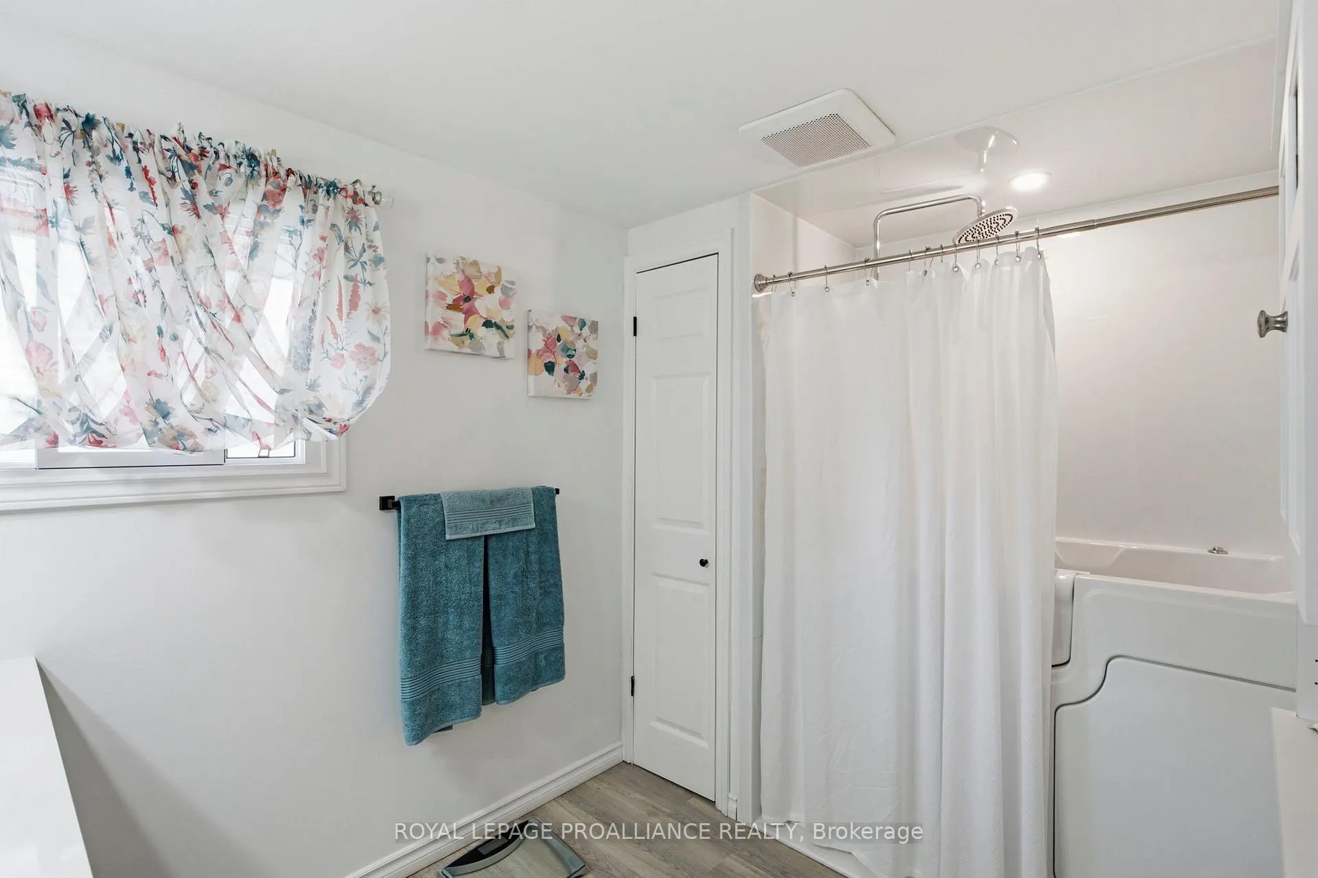Photo 14 of 209 Helen Street S, Edwardsburgh/Cardinal, Town of Cardinal — HOMEH