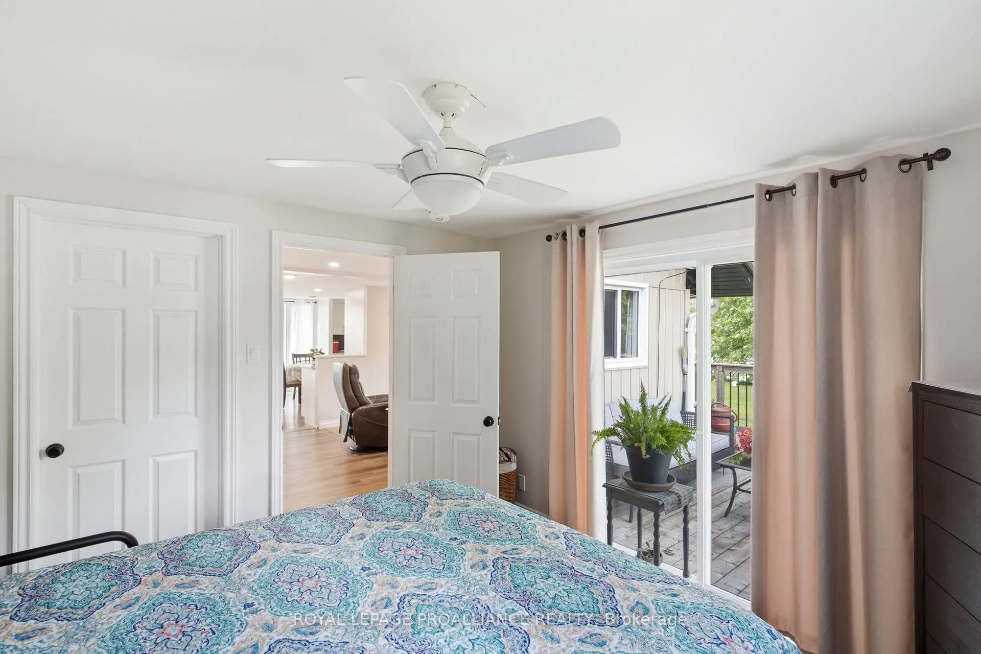 Photo 19 of 209 Helen Street S, Edwardsburgh/Cardinal, Town of Cardinal — HOMEH
