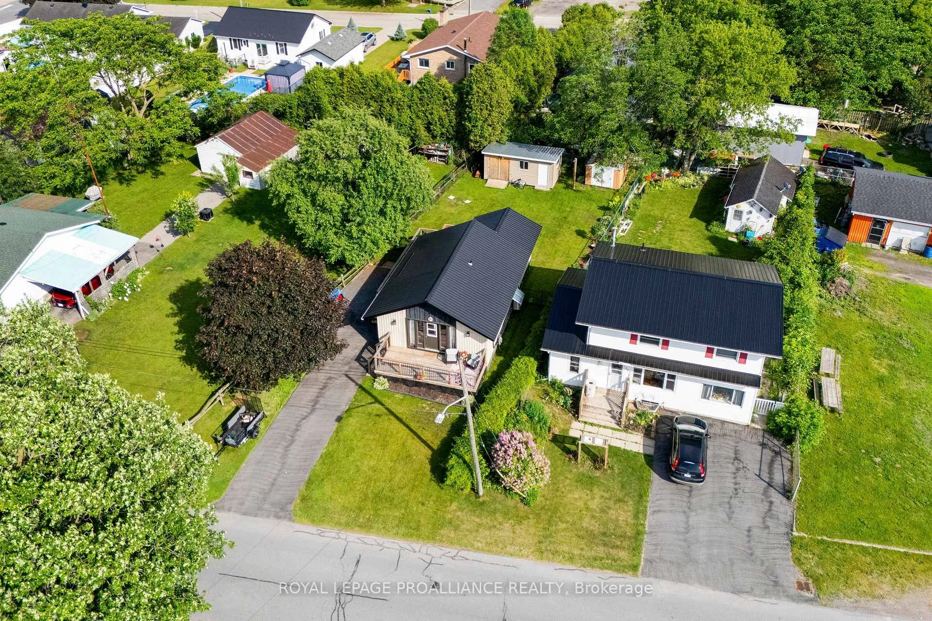 Photo 33 of 209 Helen Street S, Edwardsburgh/Cardinal, Town of Cardinal — HOMEH