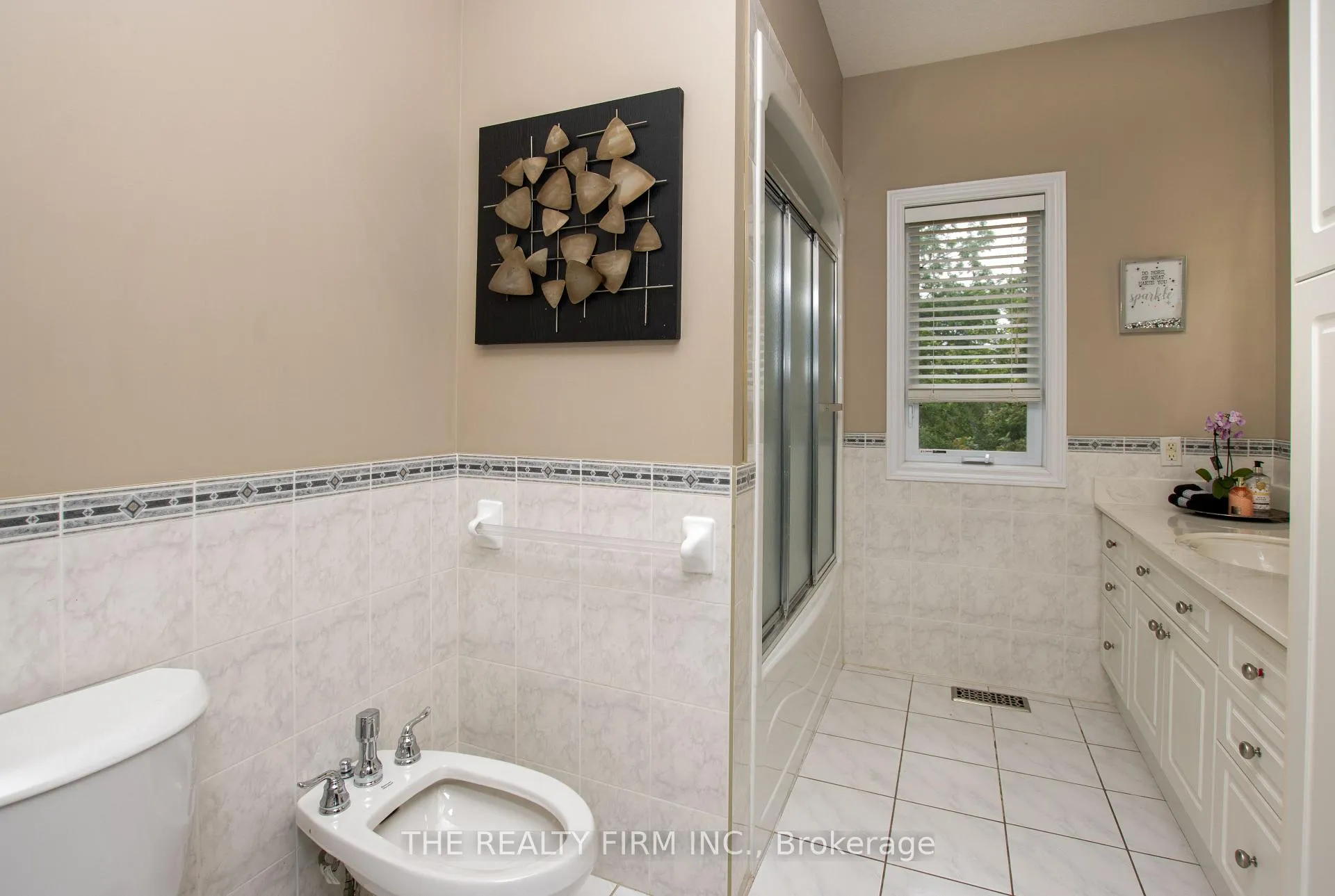 Photo 13 of 24677 Pioneer Line, West Elgin, West Lorne — HOMEH
