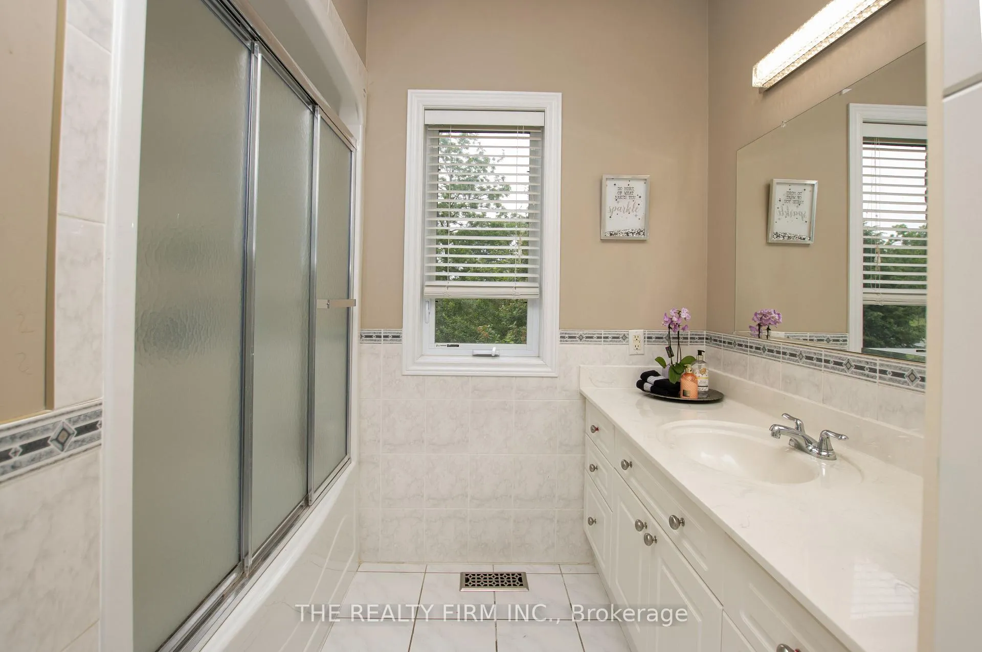 Photo 16 of 24677 Pioneer Line, West Elgin, West Lorne — HOMEH