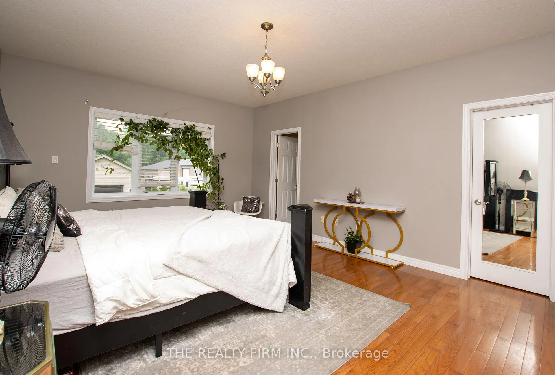Photo 17 of 24677 Pioneer Line, West Elgin, West Lorne — HOMEH