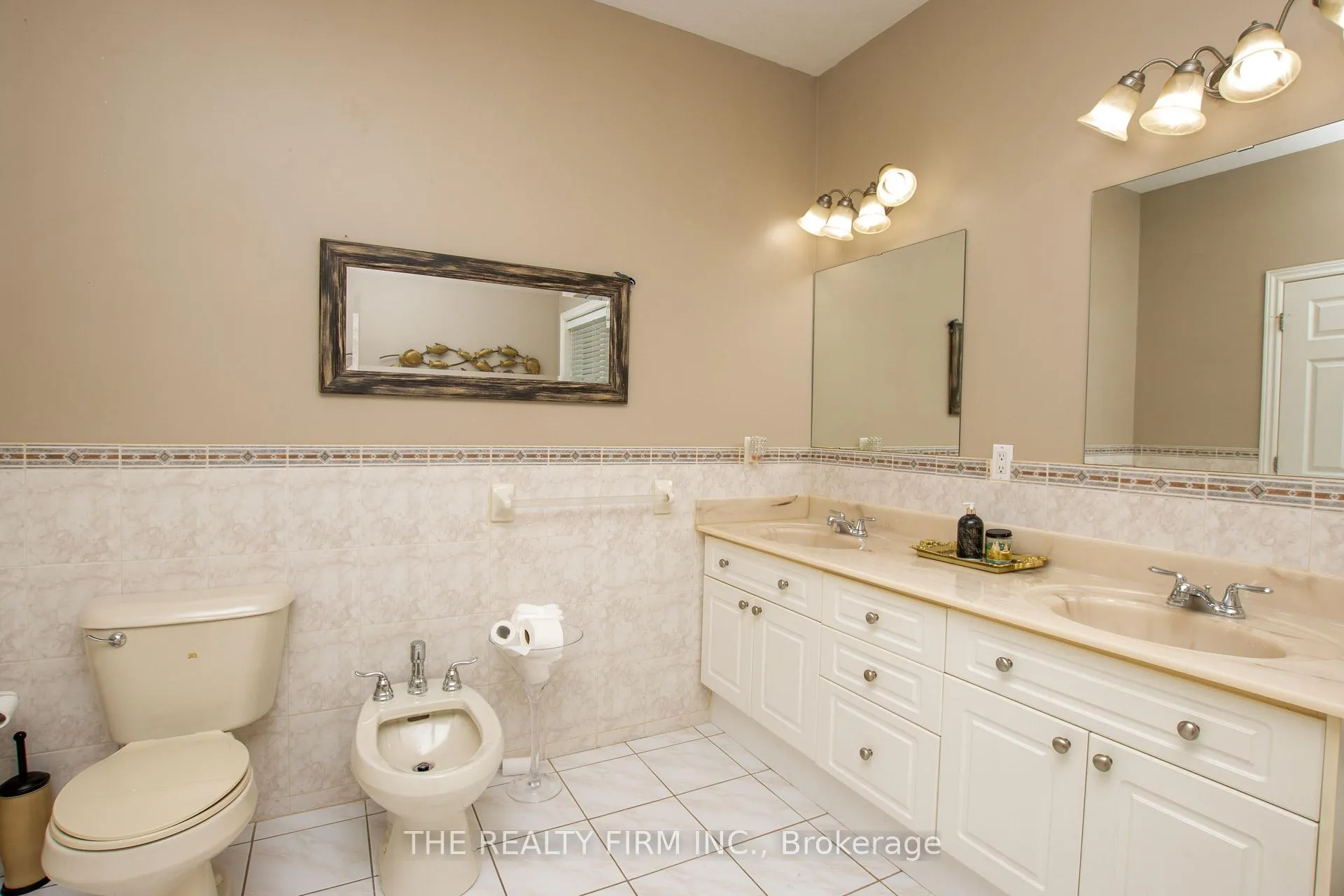 Photo 21 of 24677 Pioneer Line, West Elgin, West Lorne — HOMEH