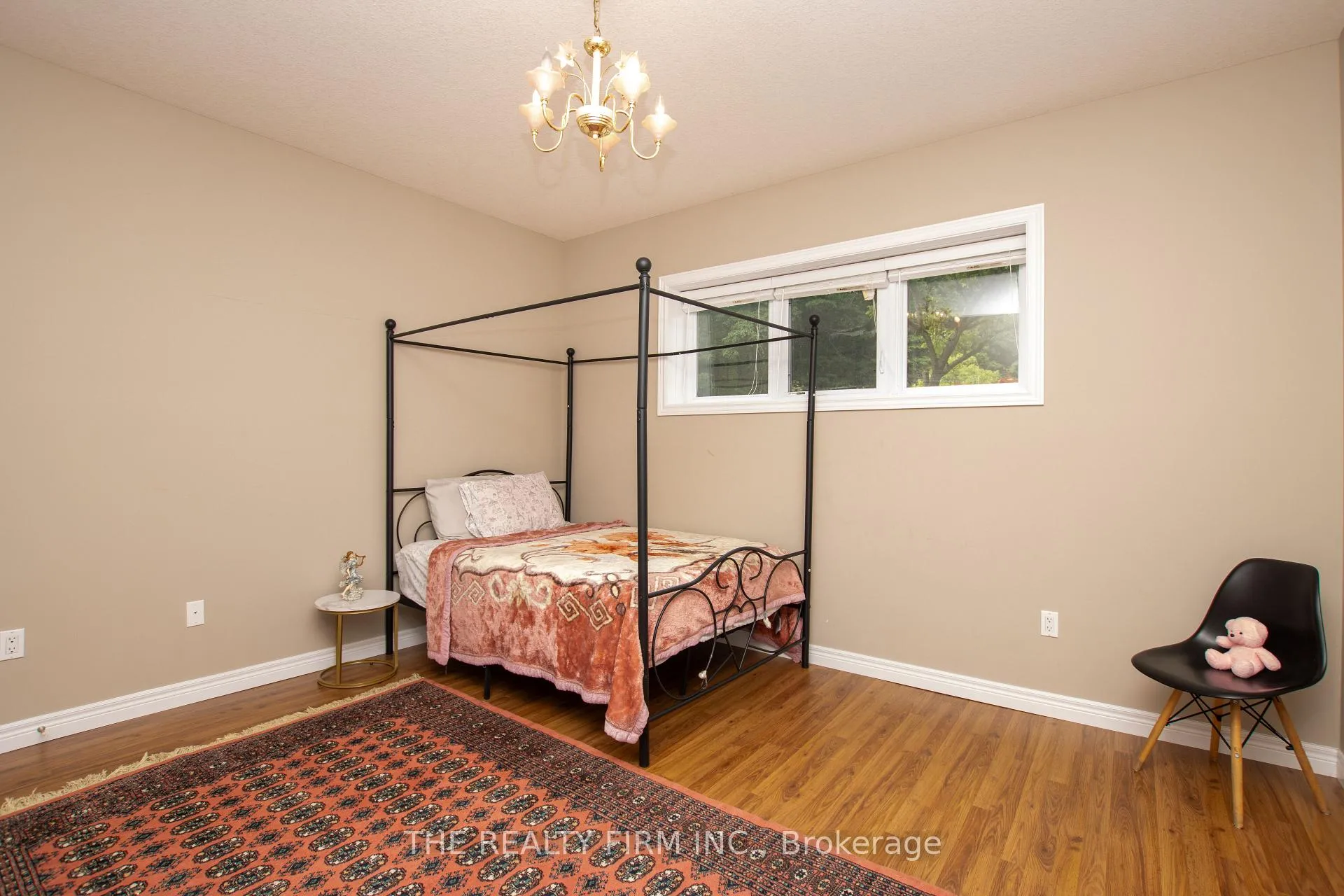 Photo 26 of 24677 Pioneer Line, West Elgin, West Lorne — HOMEH