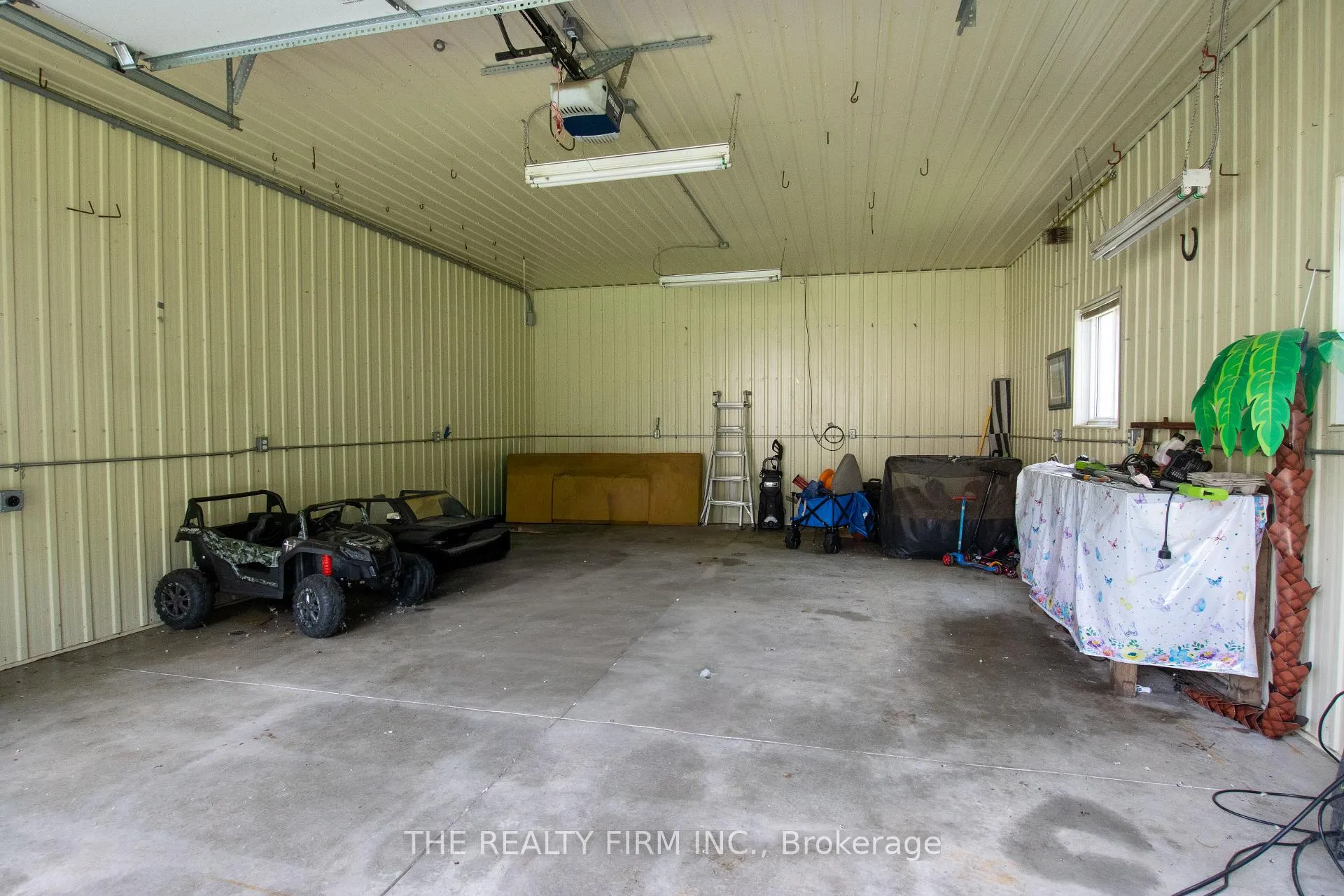 Photo 42 of 24677 Pioneer Line, West Elgin, West Lorne — HOMEH
