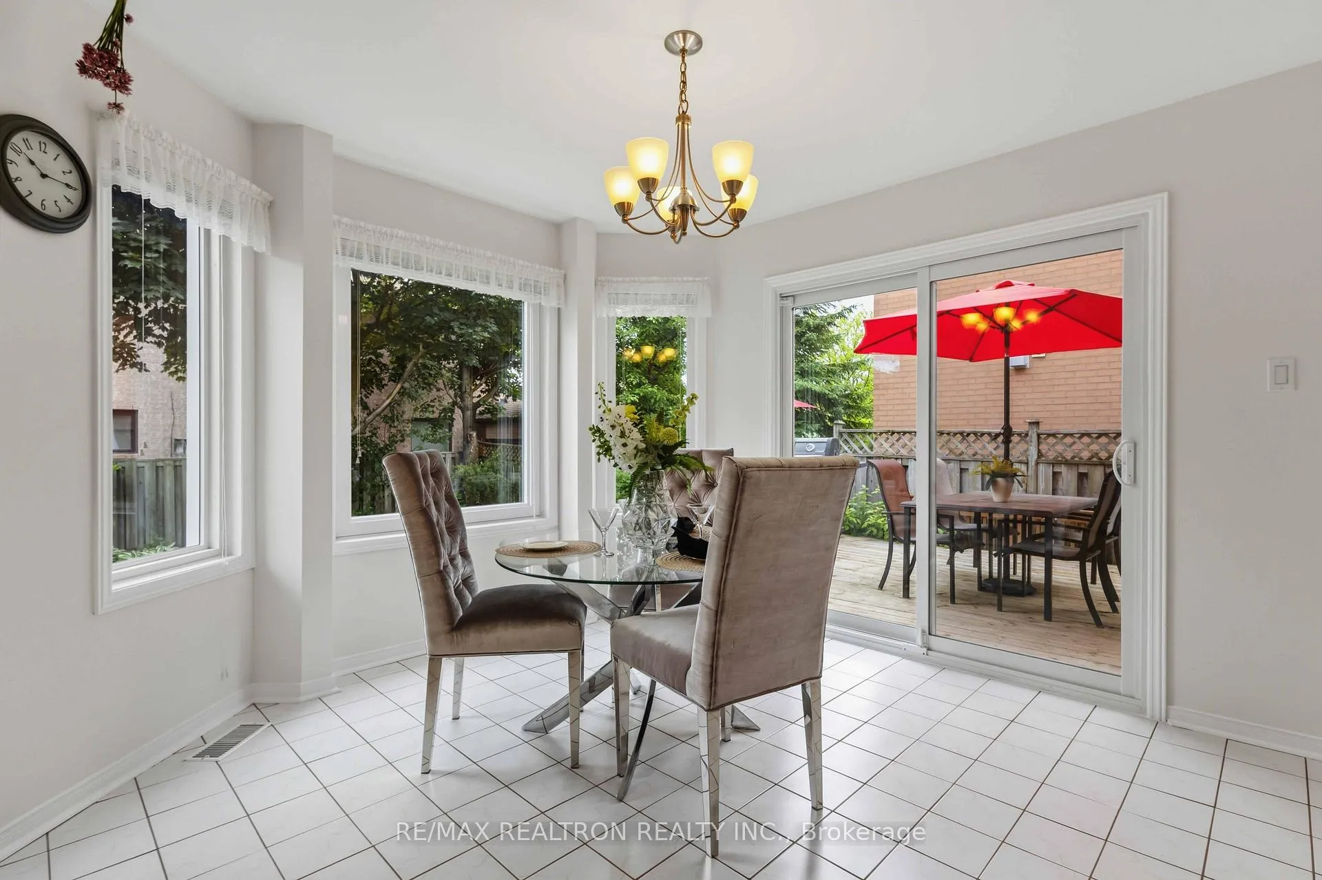 Photo 16 of 857 Hollander Road, Newmarket, Gorham-College Manor — HOMEH