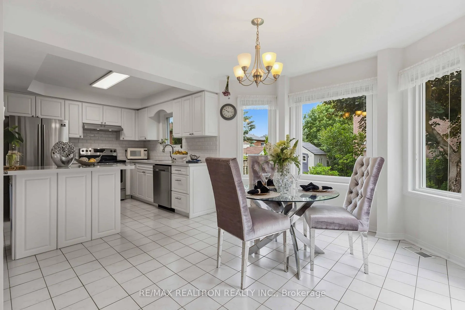 Photo 17 of 857 Hollander Road, Newmarket, Gorham-College Manor — HOMEH