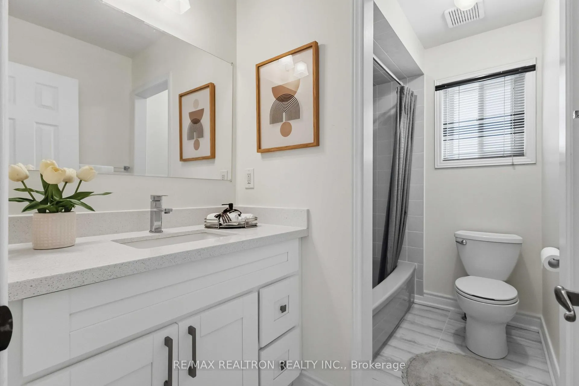 Photo 28 of 857 Hollander Road, Newmarket, Gorham-College Manor — HOMEH