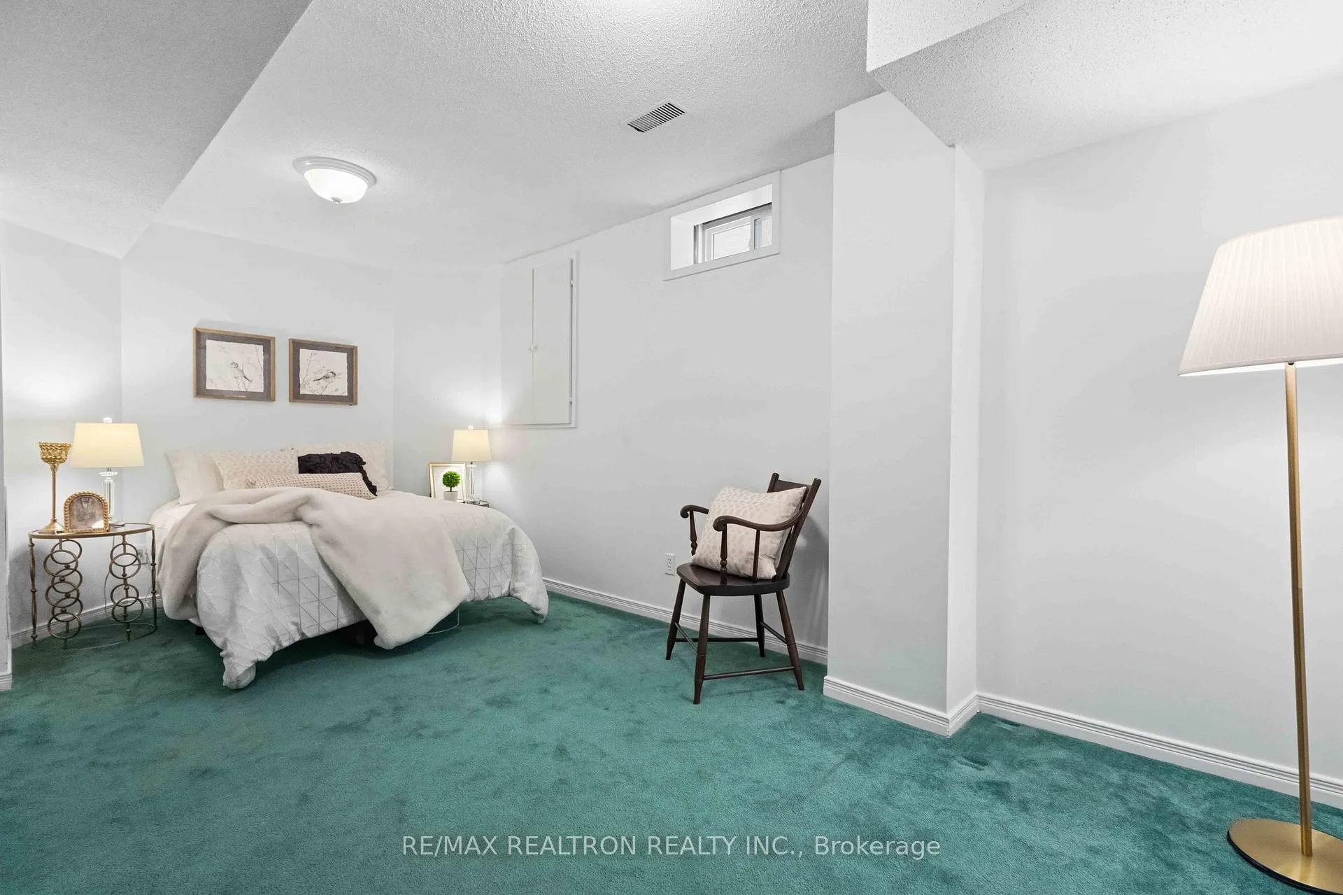 Photo 32 of 857 Hollander Road, Newmarket, Gorham-College Manor — HOMEH