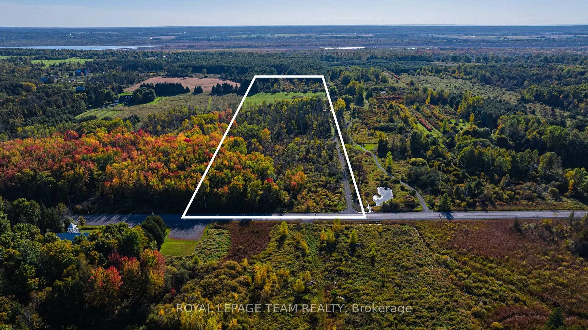 Photo 2 of 2591 Sixth Line Road, Ottawa, Kanata - Kanata (North East) — HOMEH