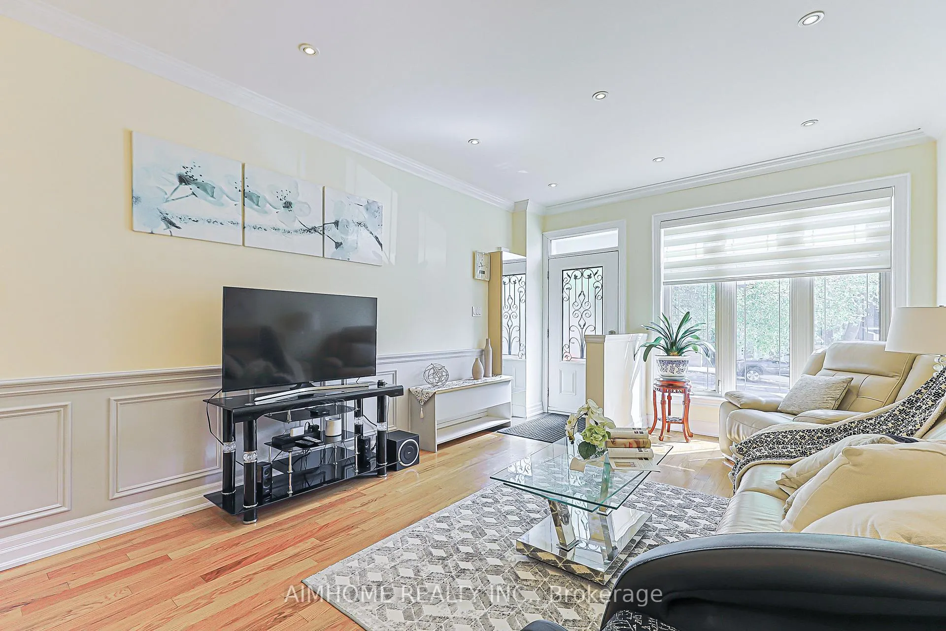 Photo 3 of 386 Jones Avenue W, Toronto, Blake-Jones — HOMEH