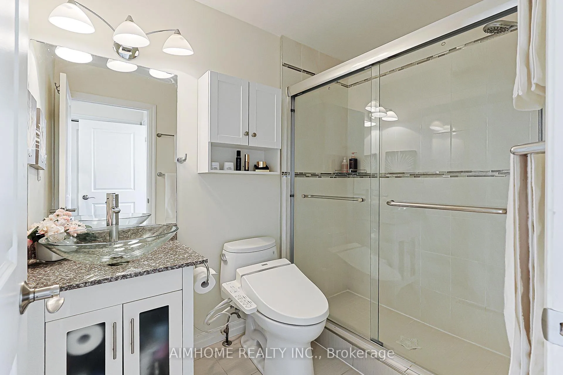 Photo 19 of 386 Jones Avenue W, Toronto, Blake-Jones — HOMEH