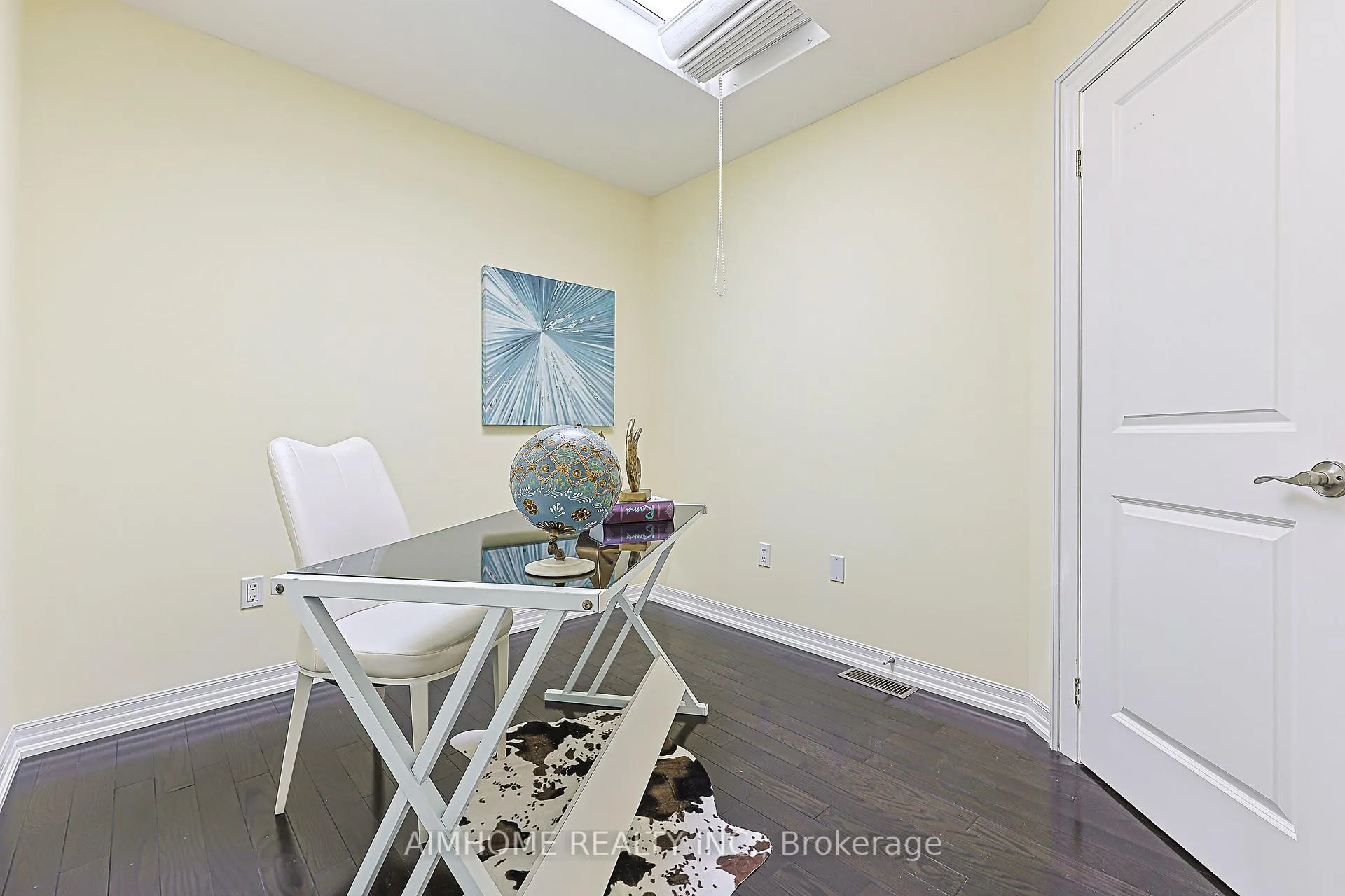 Photo 23 of 386 Jones Avenue W, Toronto, Blake-Jones — HOMEH