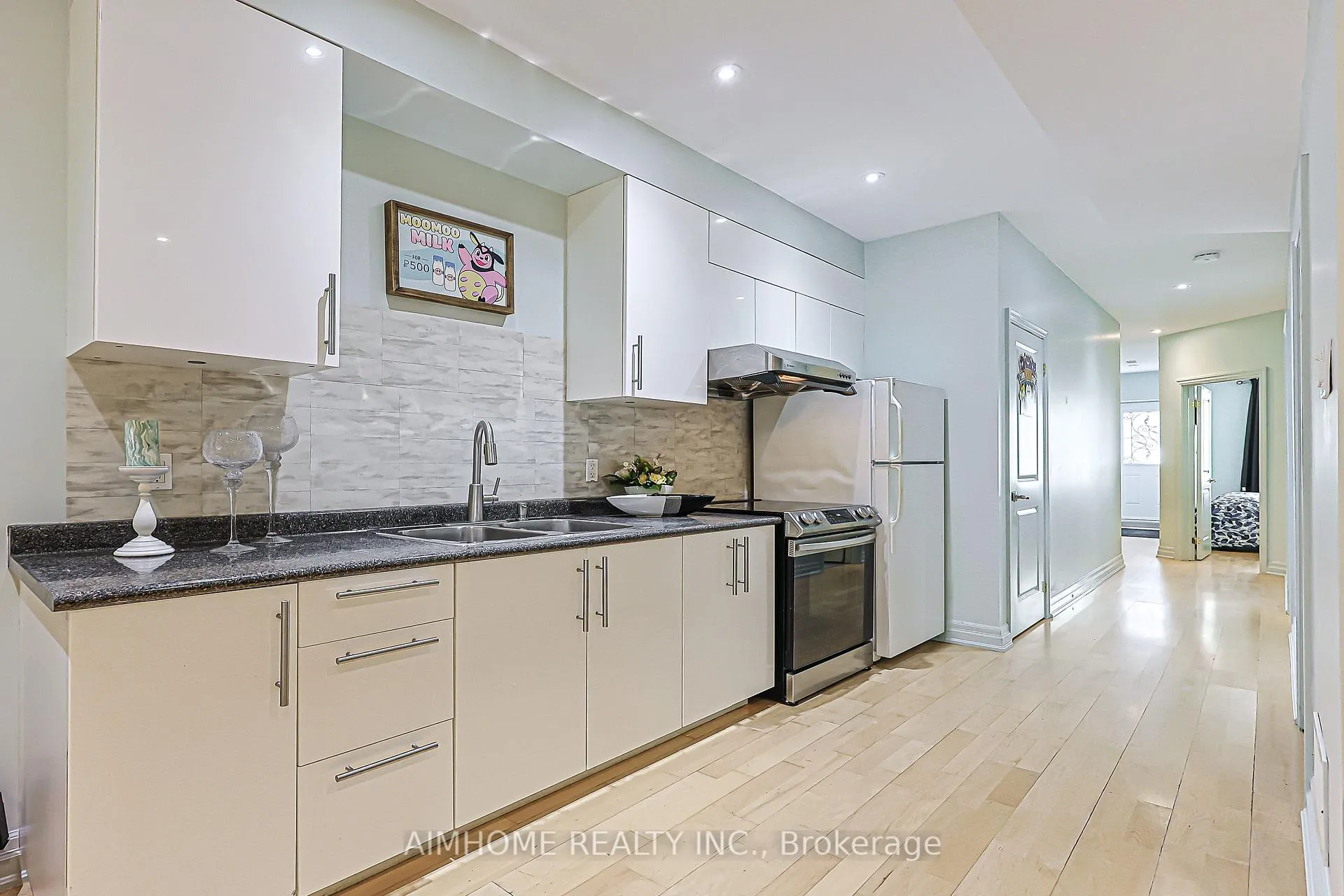Photo 36 of 386 Jones Avenue W, Toronto, Blake-Jones — HOMEH