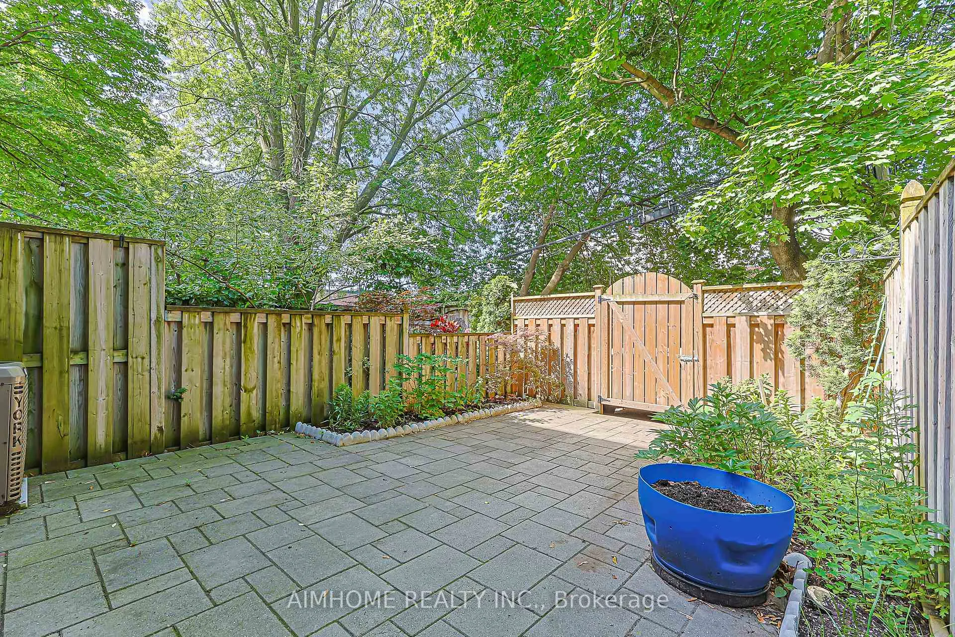 Photo 46 of 386 Jones Avenue W, Toronto, Blake-Jones — HOMEH