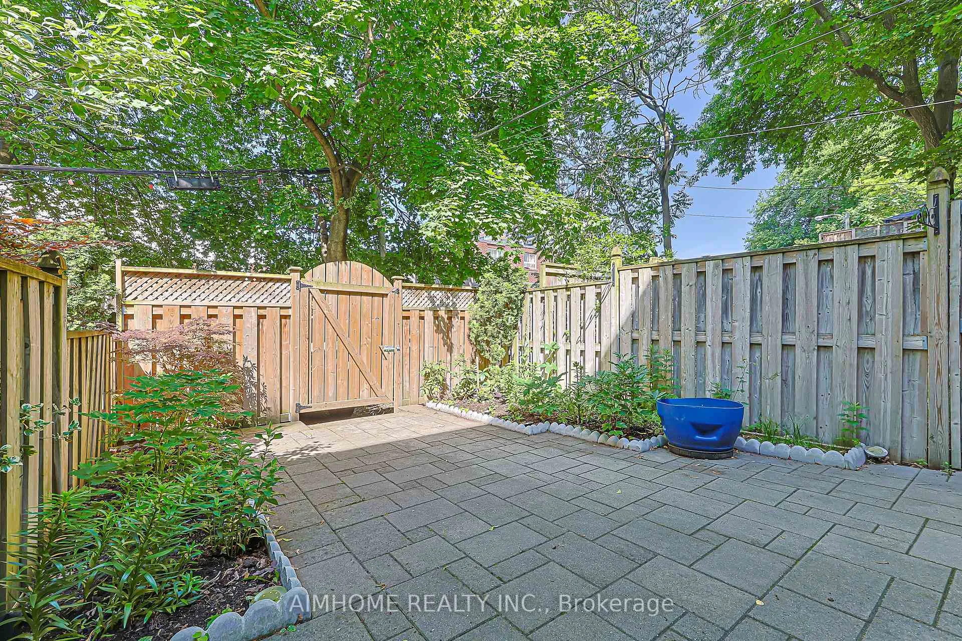 Photo 47 of 386 Jones Avenue W, Toronto, Blake-Jones — HOMEH
