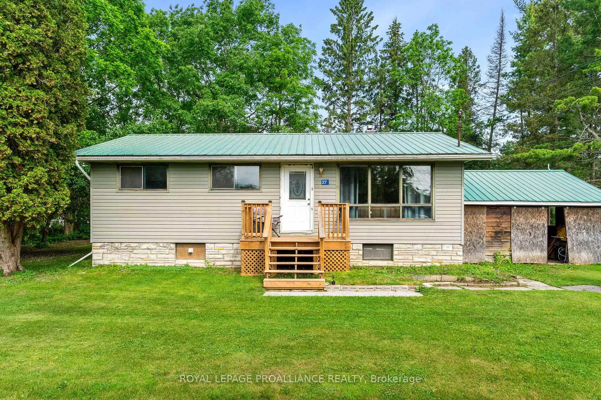 Photo 1 of 29 Bayview Lane, Smiths Falls, Smiths Falls — HOMEH
