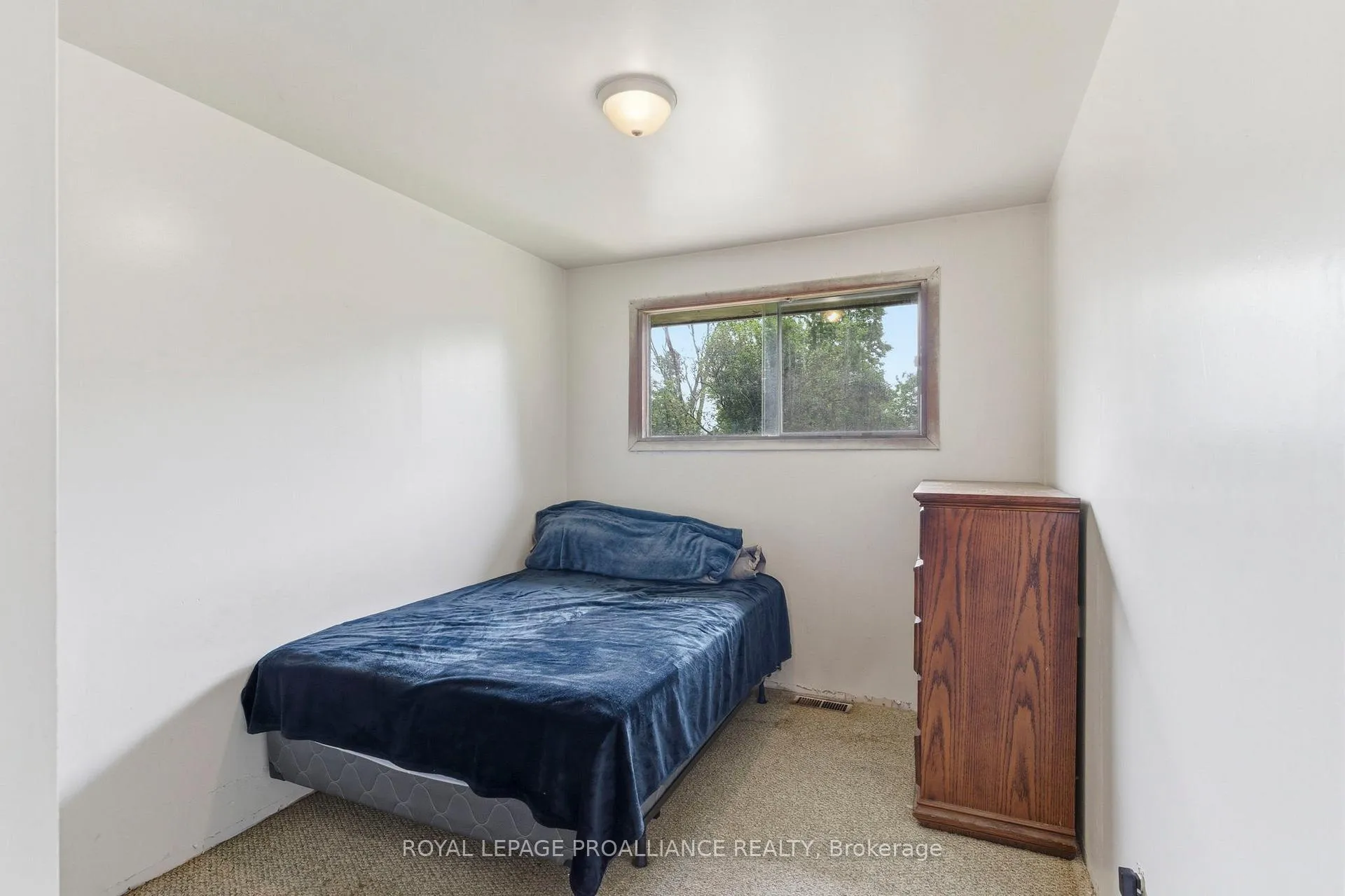Photo 12 of 29 Bayview Lane, Smiths Falls, Smiths Falls — HOMEH