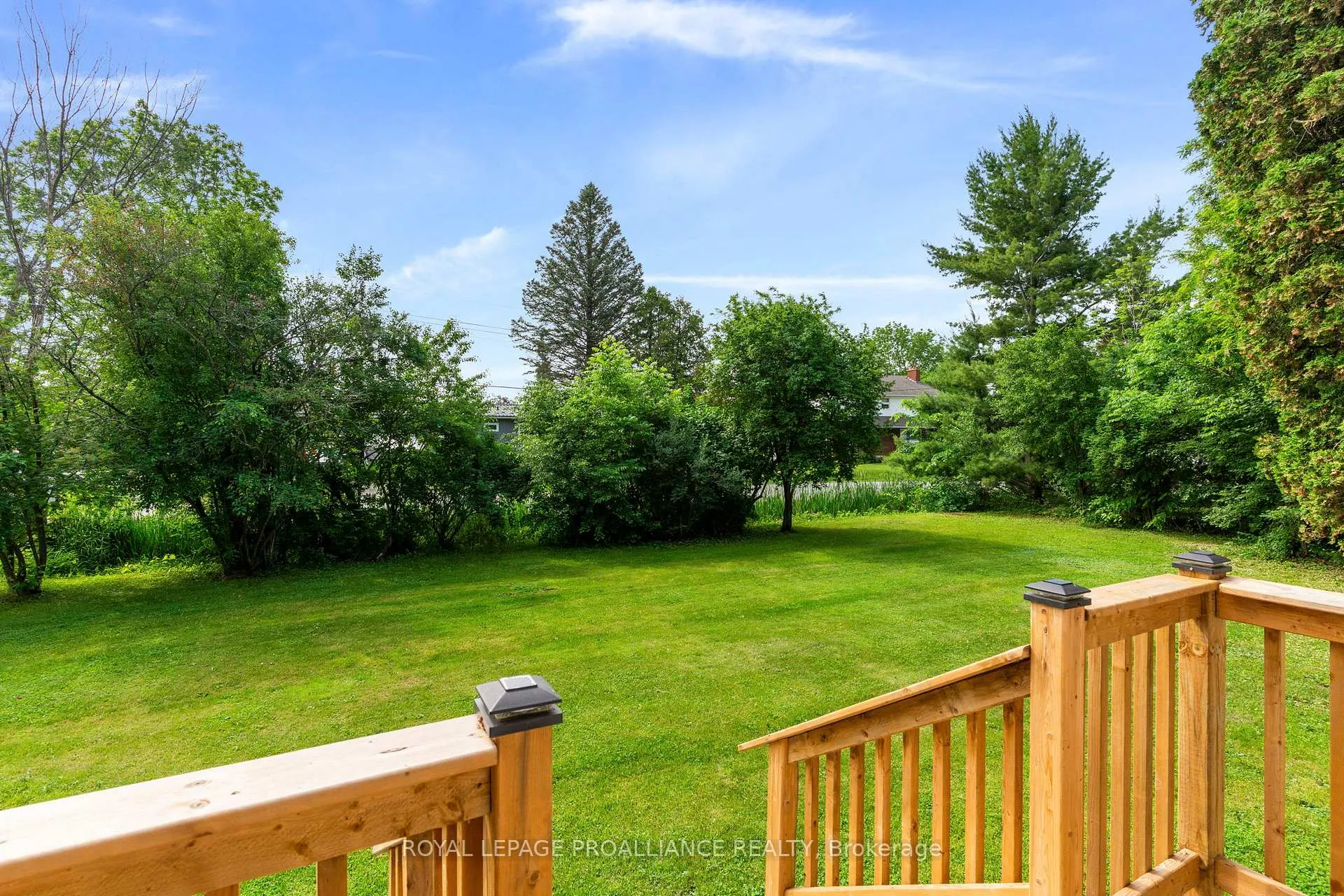Photo 19 of 29 Bayview Lane, Smiths Falls, Smiths Falls — HOMEH