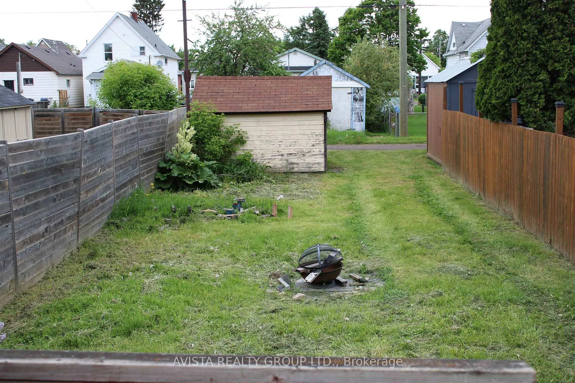 Photo 31 of 221 Francis St W, Thunder Bay, Westfort — HOMEH