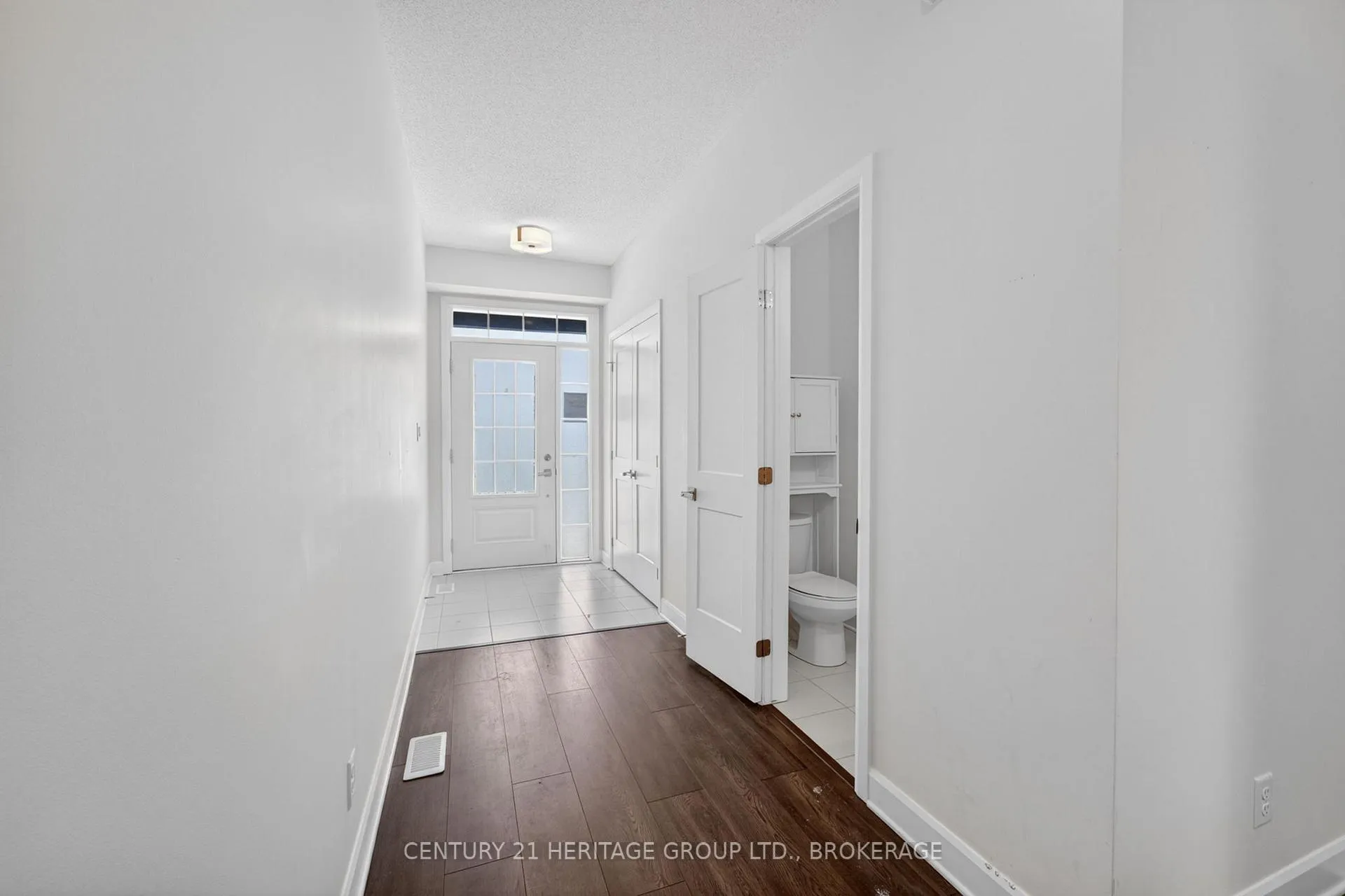 Photo 3 of 1407 Summer Street, Kingston, Kingston East (Incl Barret Crt) — HOMEH
