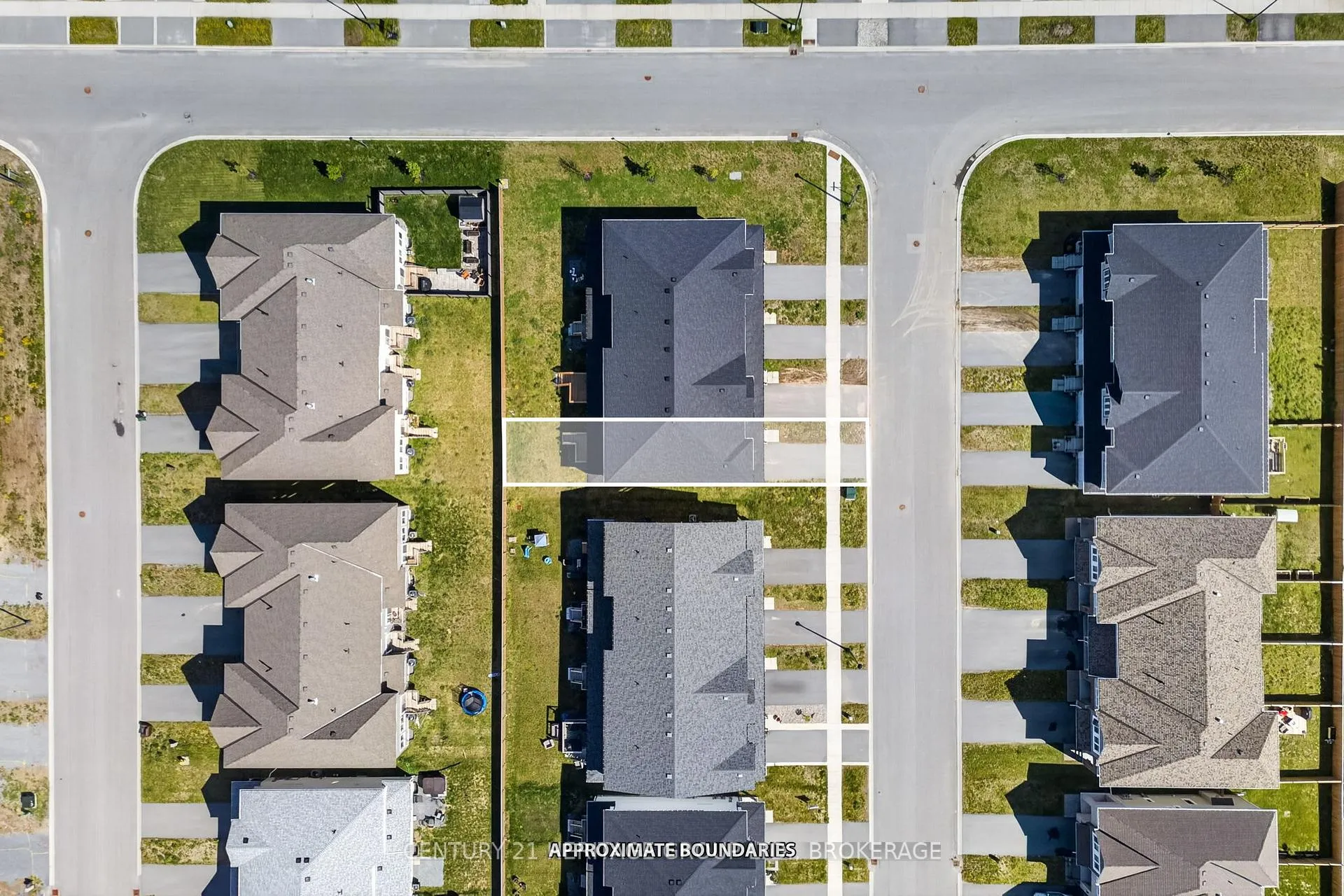 Photo 41 of 1407 Summer Street, Kingston, Kingston East (Incl Barret Crt) — HOMEH