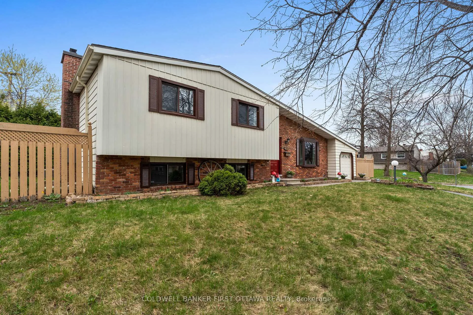Photo 1 of 2681 Moncton Road, Ottawa, Queensway Terrace North — HOMEH