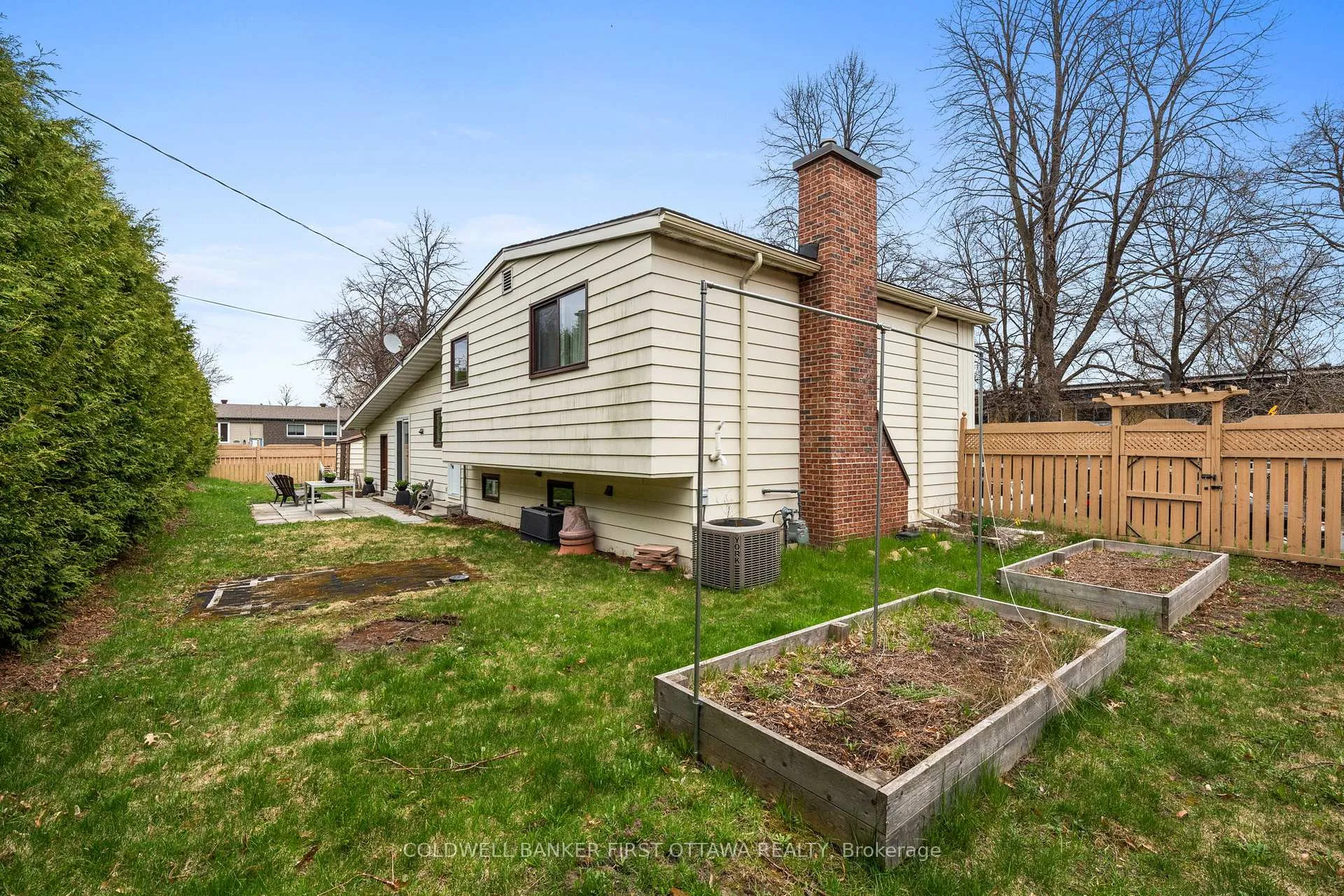 Photo 33 of 2681 Moncton Road, Ottawa, Queensway Terrace North — HOMEH