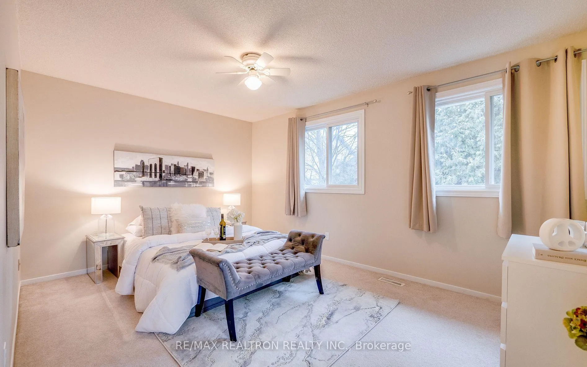 Photo 8 of 122 Rutledge Avenue, Newmarket, Huron Heights-Leslie Valley — HOMEH