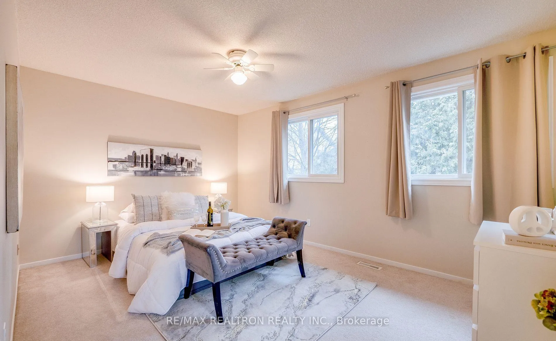Photo 9 of 122 Rutledge Avenue, Newmarket, Huron Heights-Leslie Valley — HOMEH